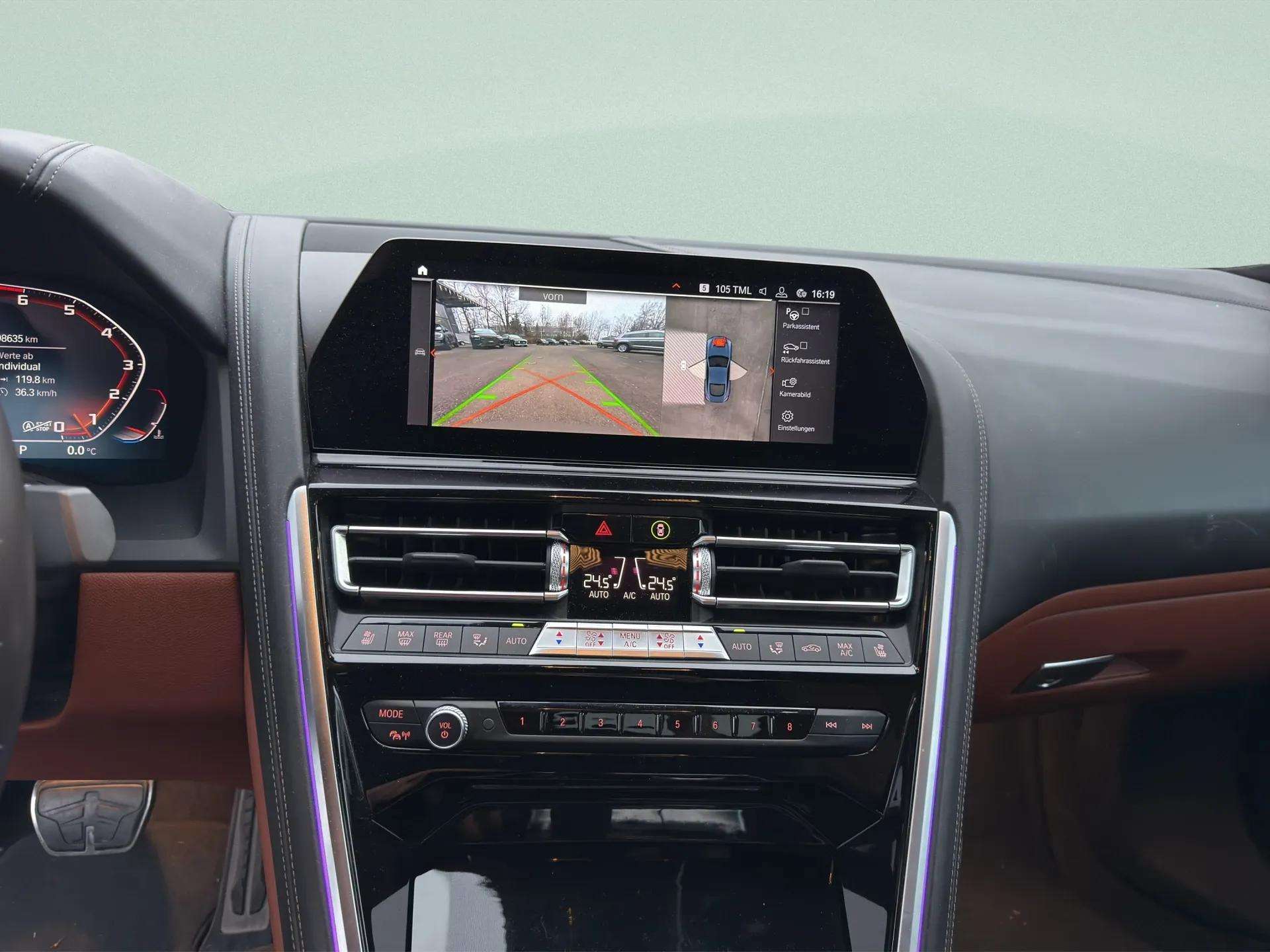 BMW M850i xDrive Steptronic-image-13