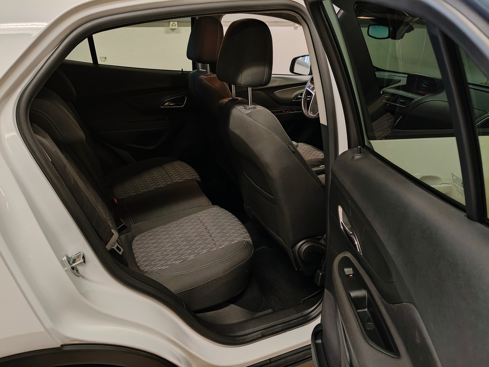 OPEL Mokka 1.4i 16V Turbo Cosmo 4WD-image-27