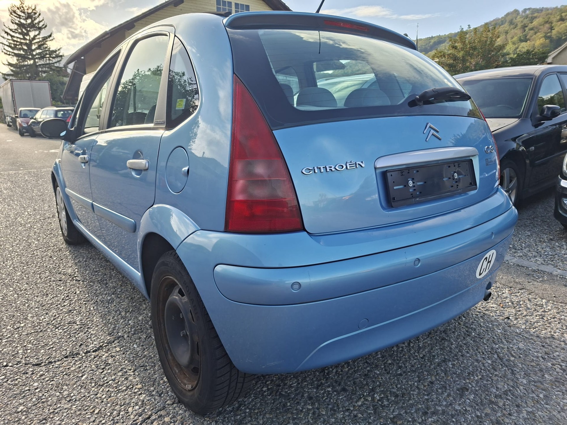 CITROEN C3 1.4i Exclusive-image-2