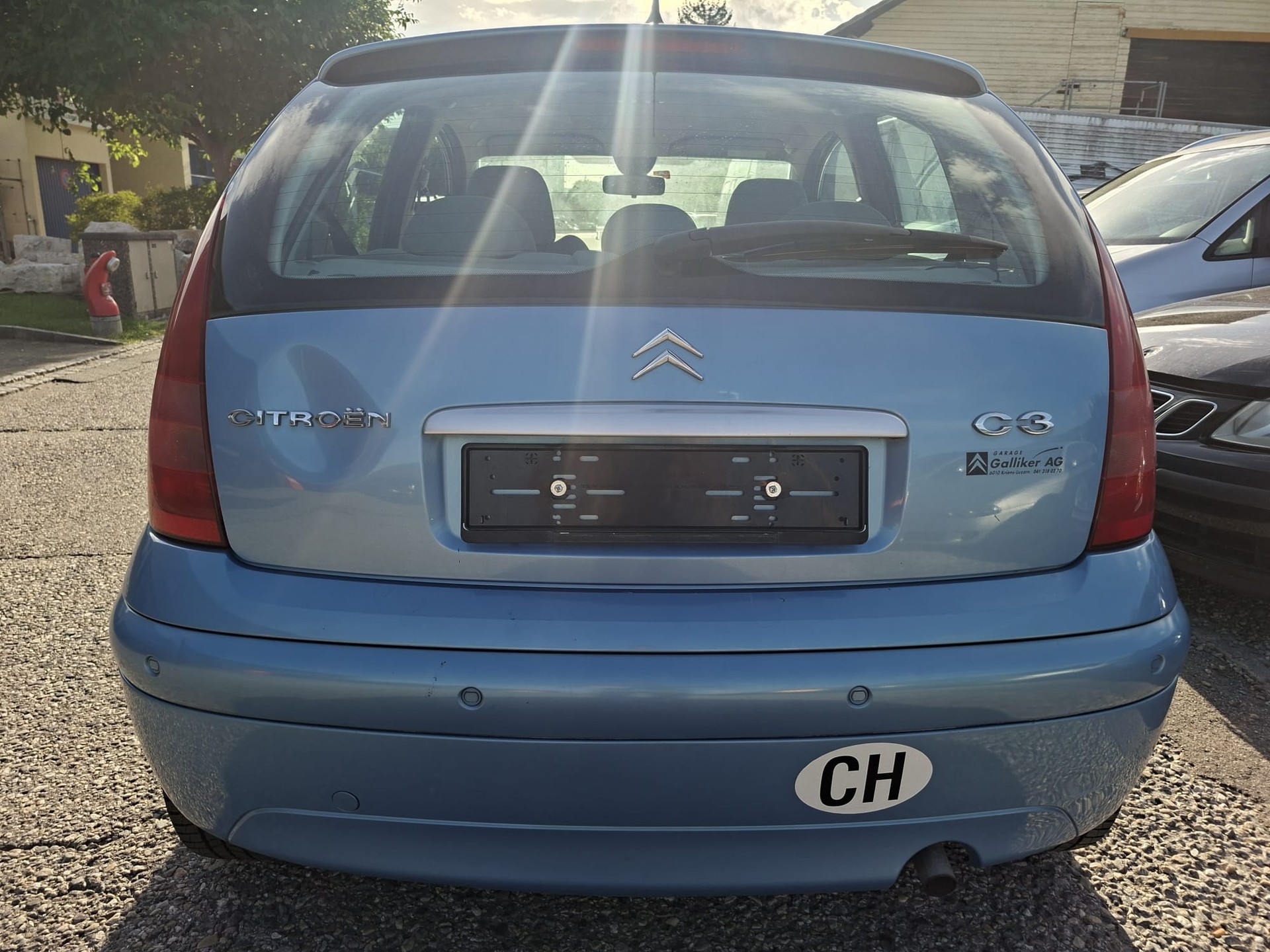 CITROEN C3 1.4i Exclusive-image-3