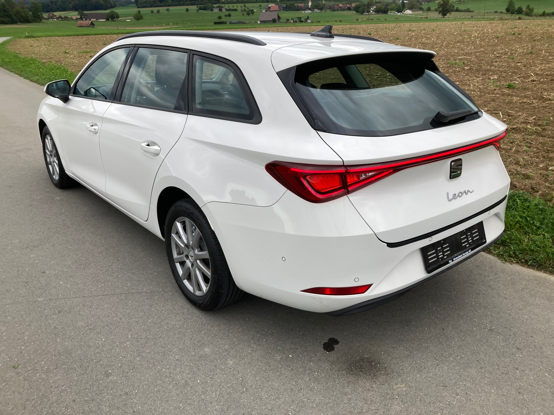SEAT Leon ST 2.0 TDI EVO DSG Style-image-3