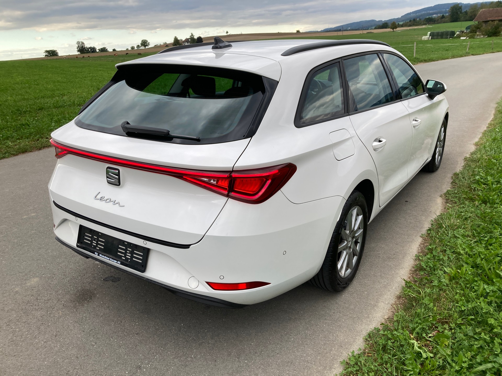 SEAT Leon ST 2.0 TDI EVO DSG Style-image-2