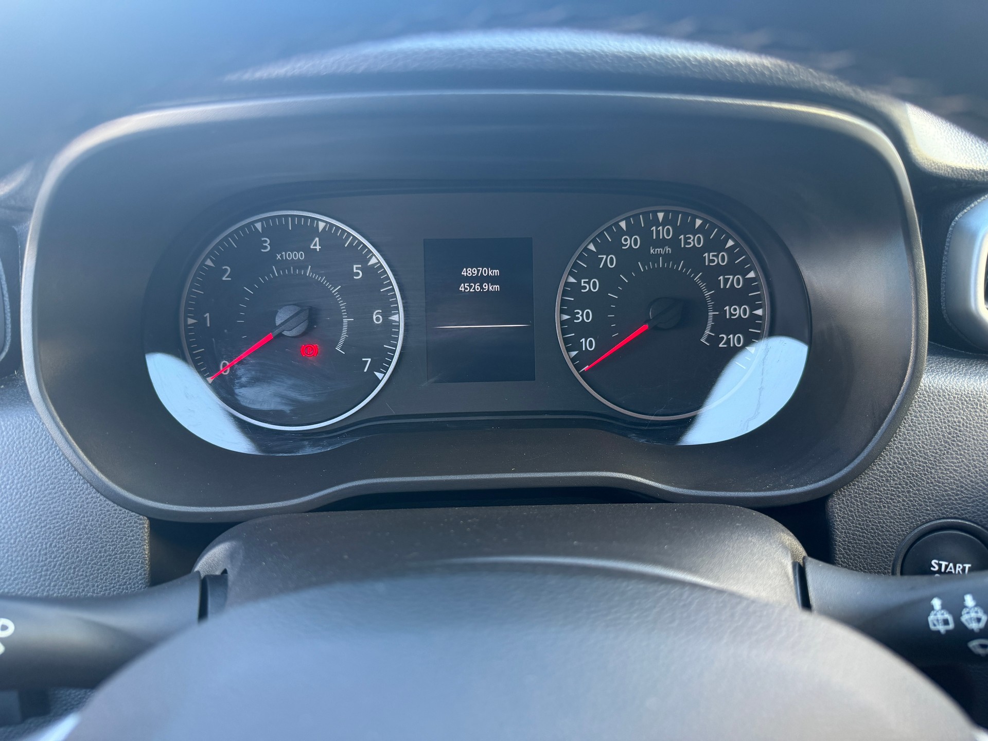 DACIA Duster Blue dCi 115 Journey 4x4-image-11