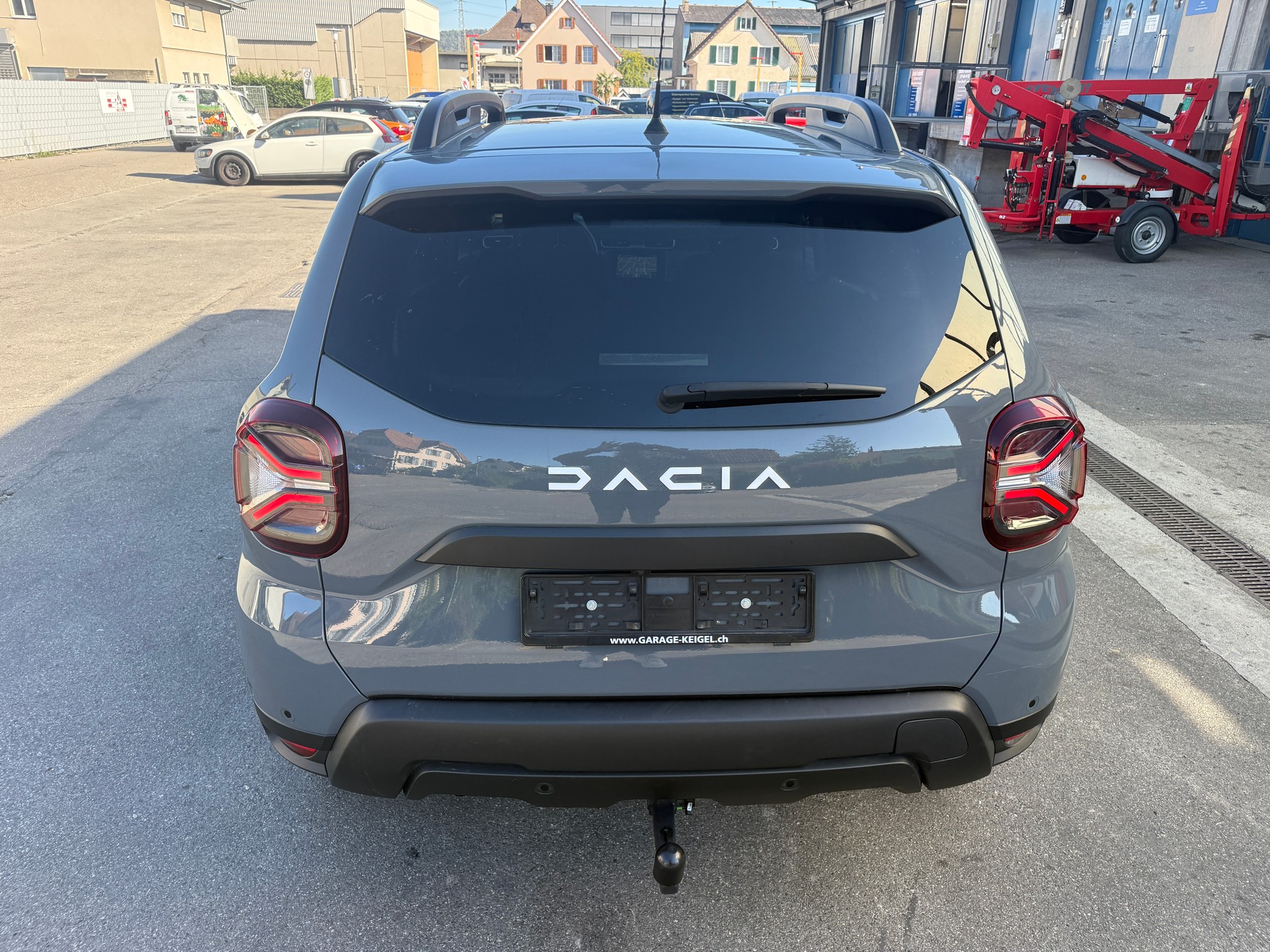 DACIA Duster Blue dCi 115 Journey 4x4-image-5