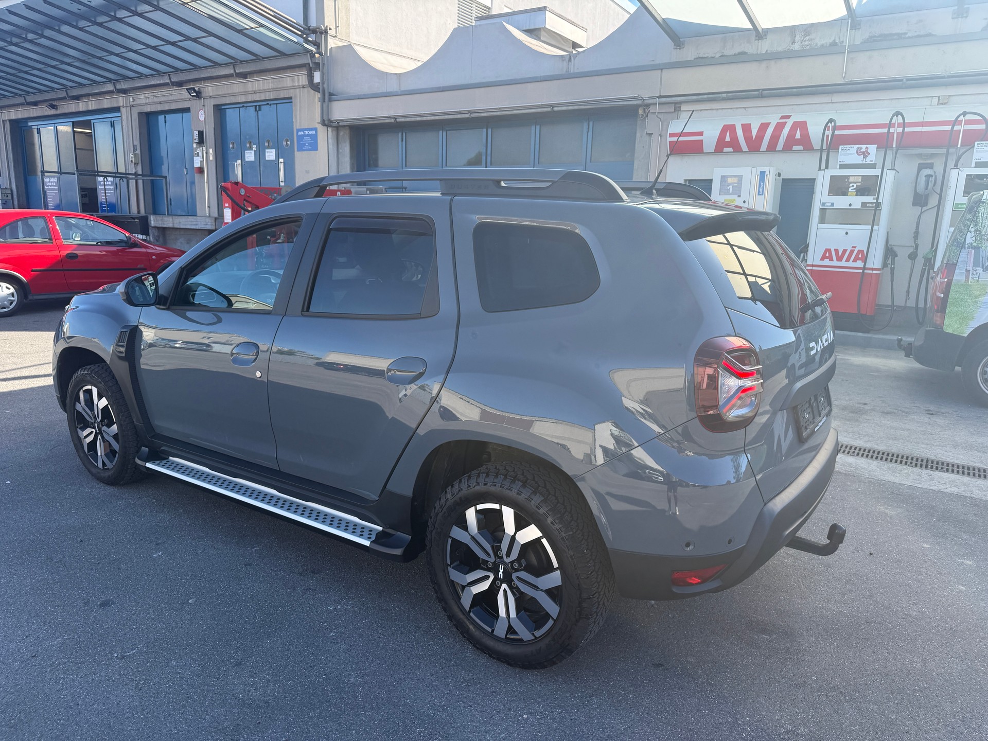DACIA Duster Blue dCi 115 Journey 4x4-image-3