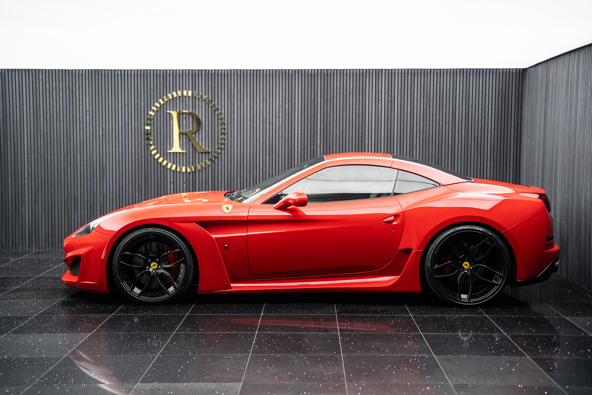 FERRARI California 3.9 V8 T N-Largo-showroom-element-3