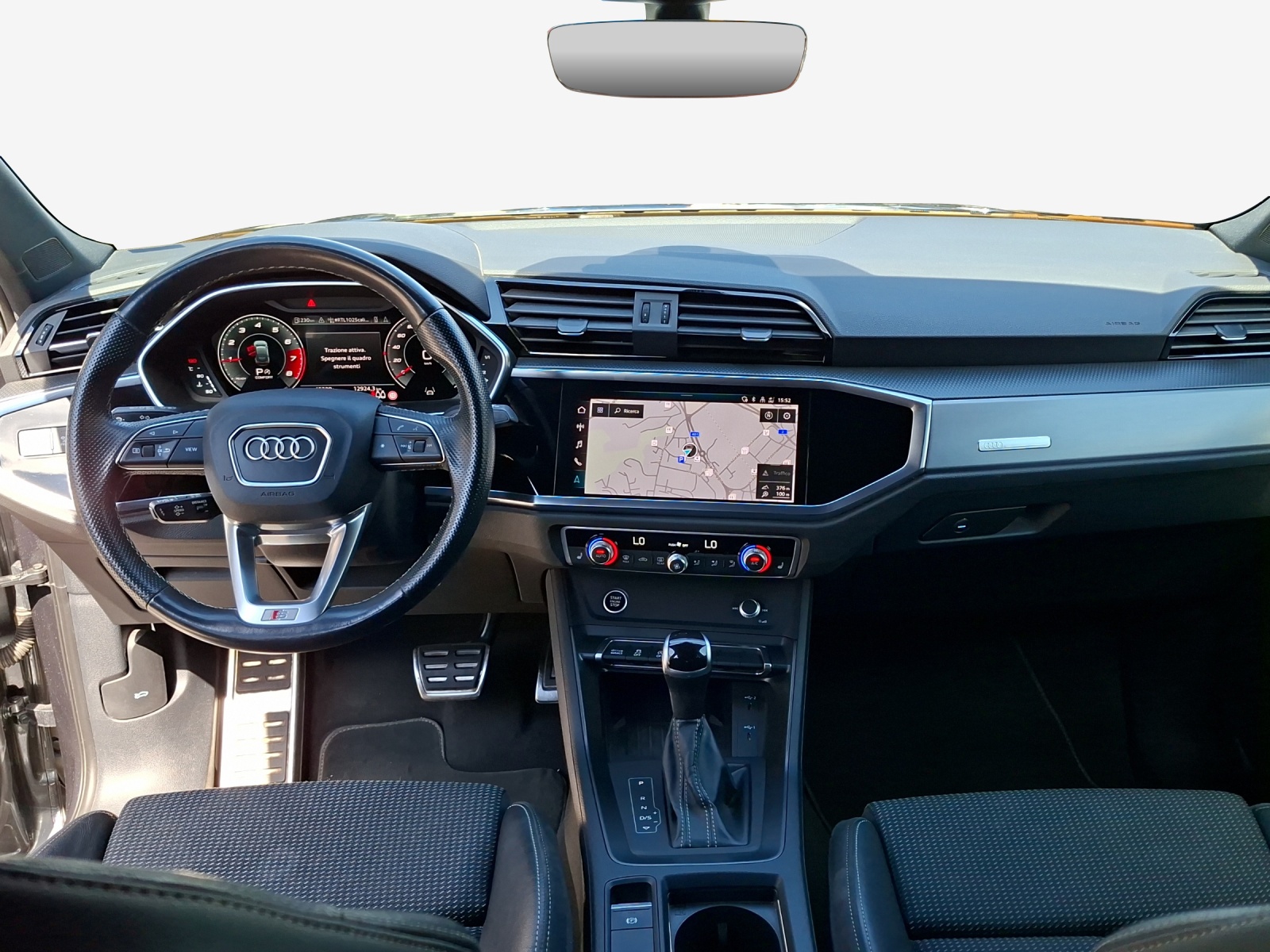 AUDI Q3 35 TFSI S line Attraction S-tronic-image-8