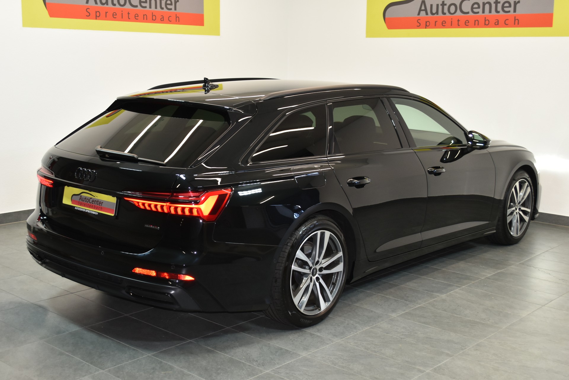 AUDI A6 Avant 40 TDI S-Line Attraction quattro S-tronic-image-14