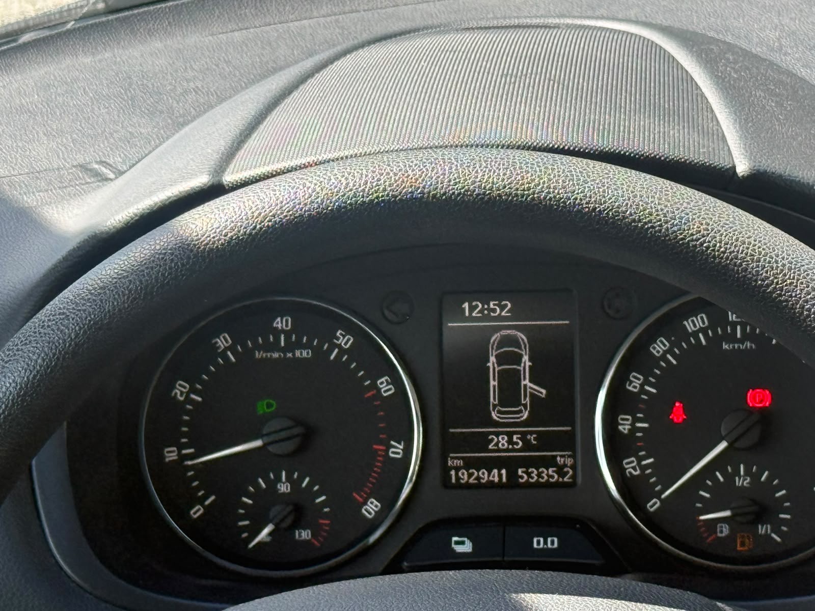 SKODA 1.2 TSI Elegance-image-3