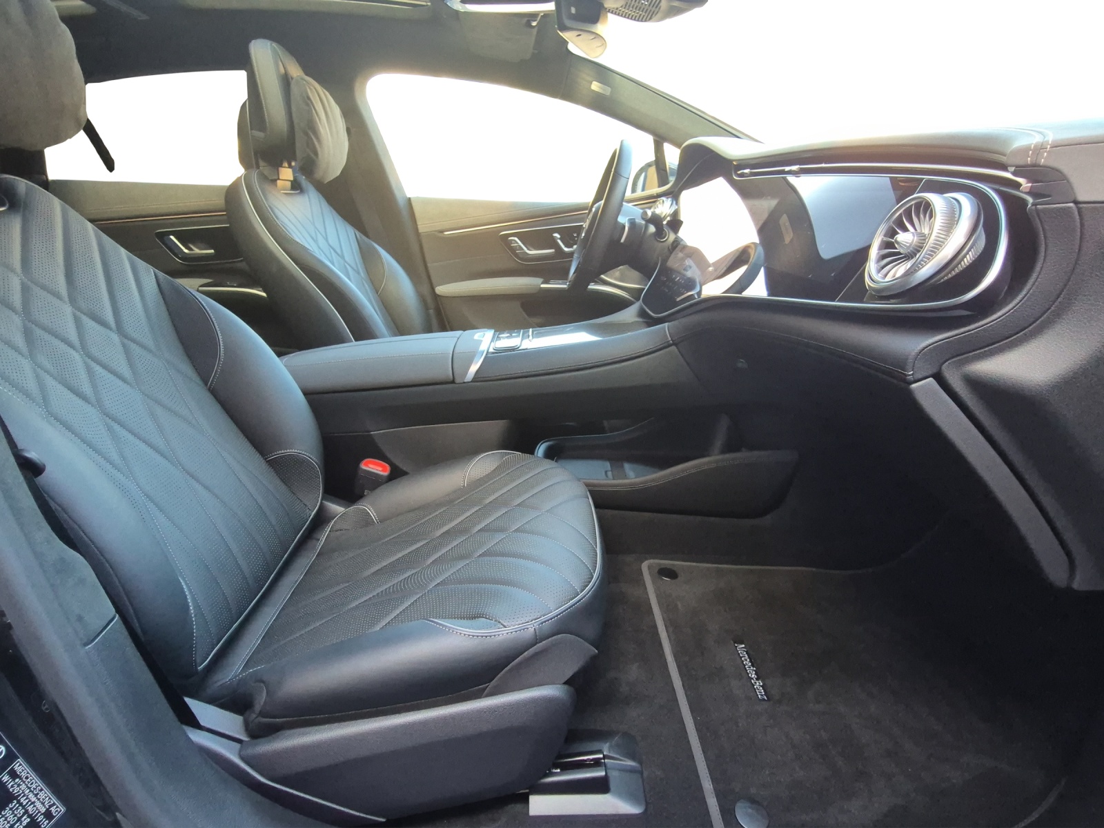 MERCEDES-BENZ EQS 580 4Matic-image-14
