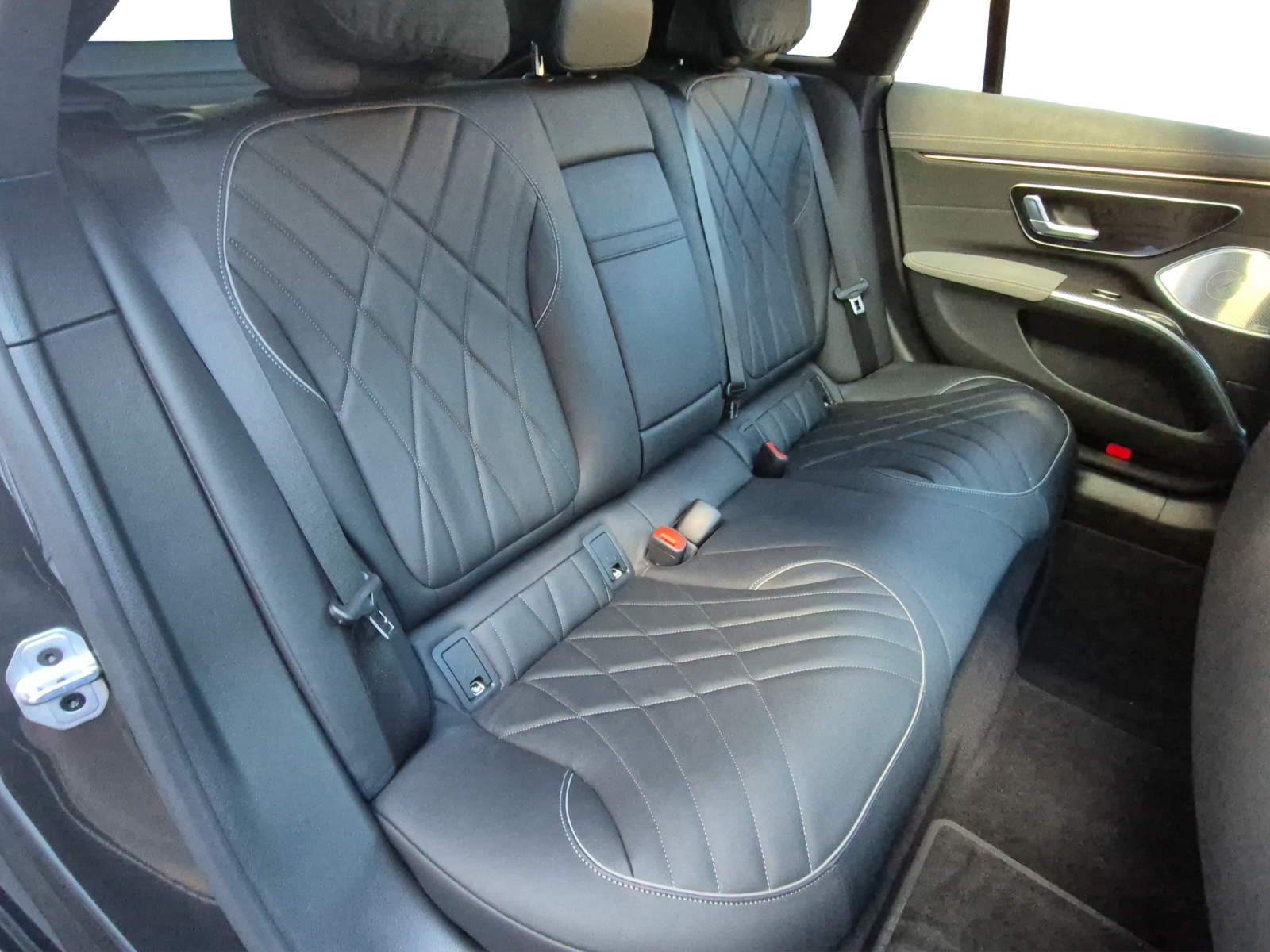 MERCEDES-BENZ EQS 580 4Matic-image-16