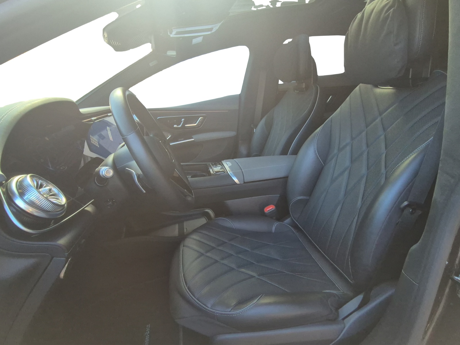 MERCEDES-BENZ EQS 580 4Matic-image-13