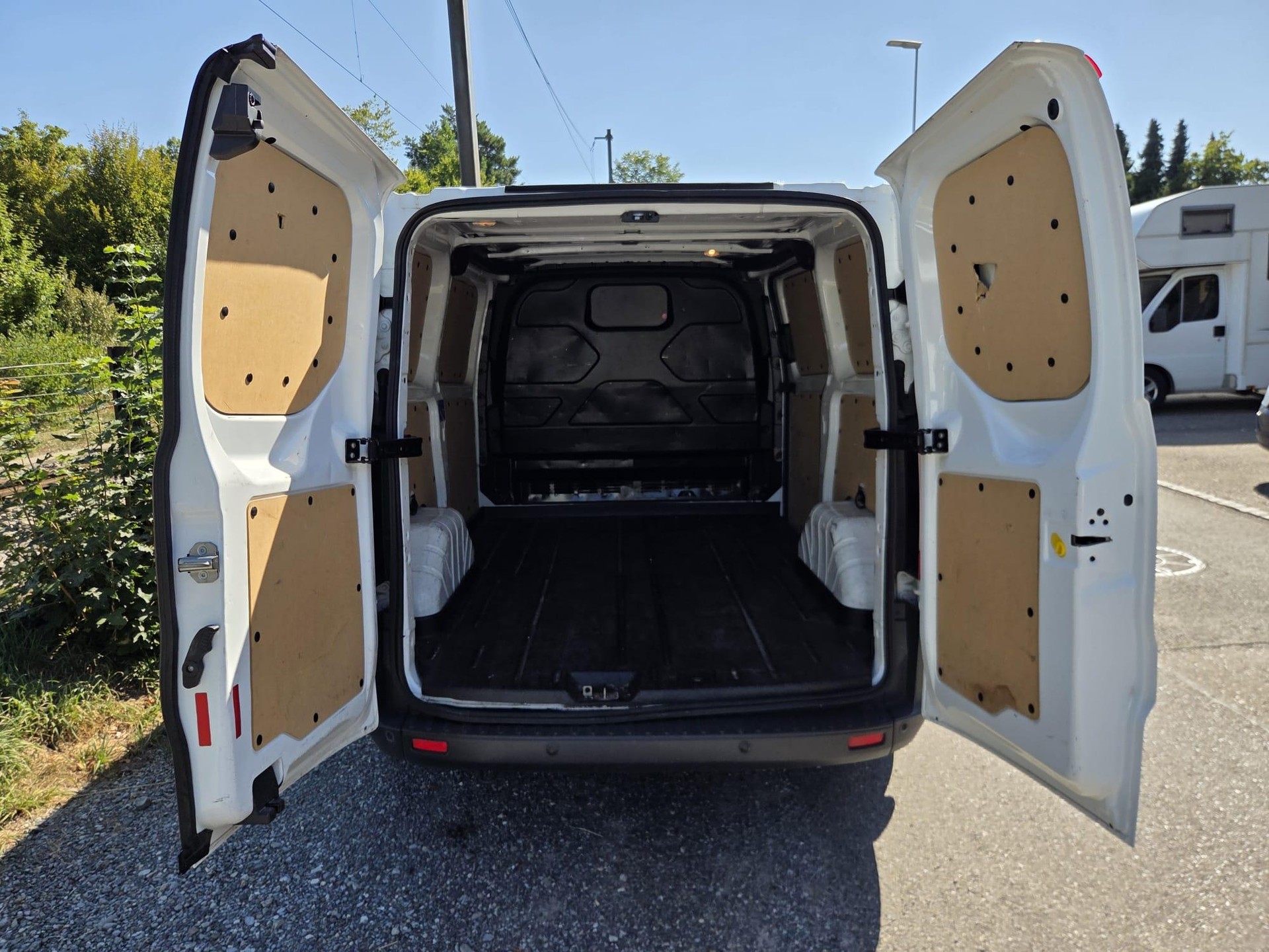 FORD Transit C Van 270 L1 2.0 TDCi 105 Trend-image-8