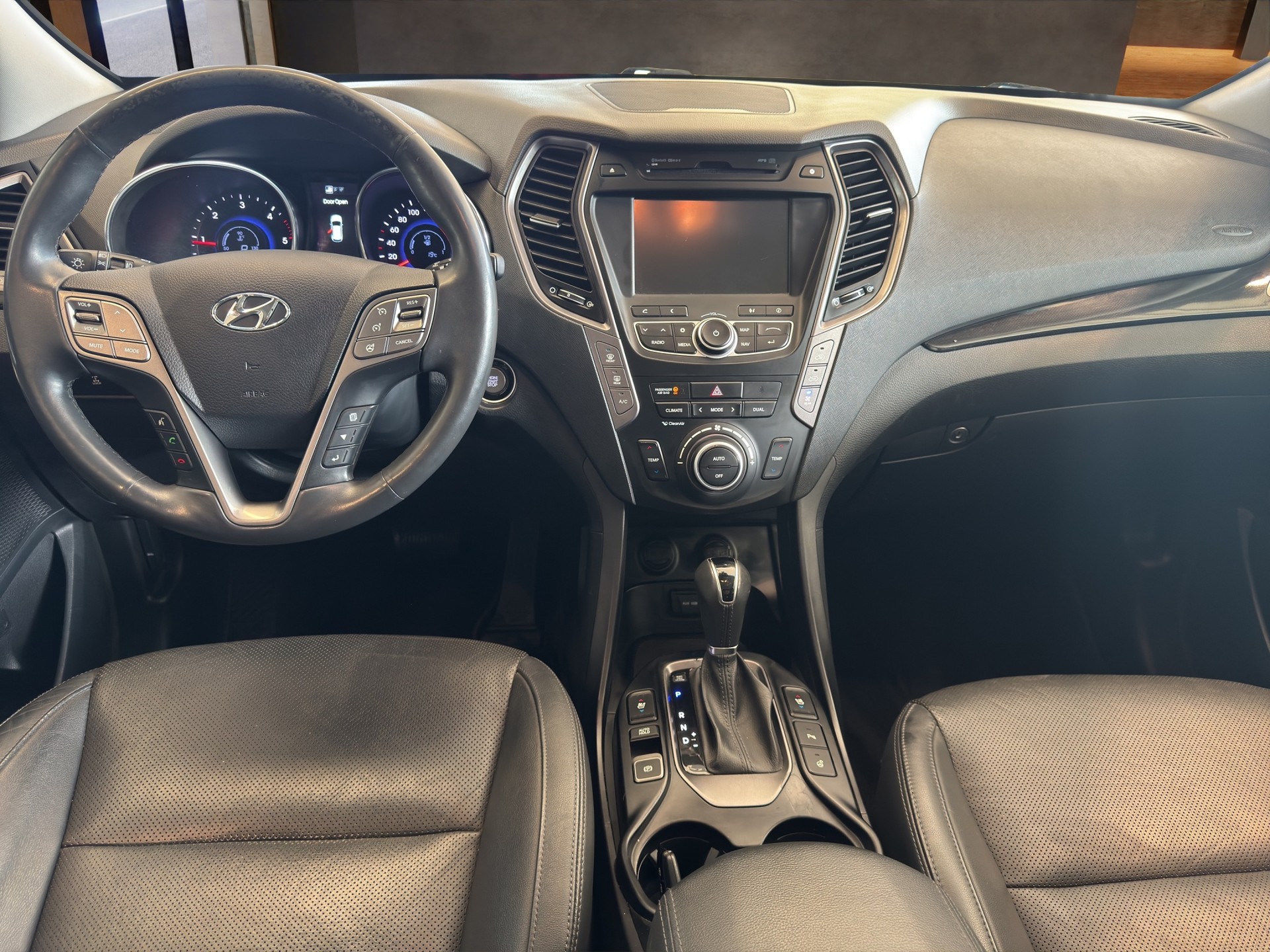 HYUNDAI Gr.SantaFe 2.2 CRDI Vertex 4WD Automatic-image-8