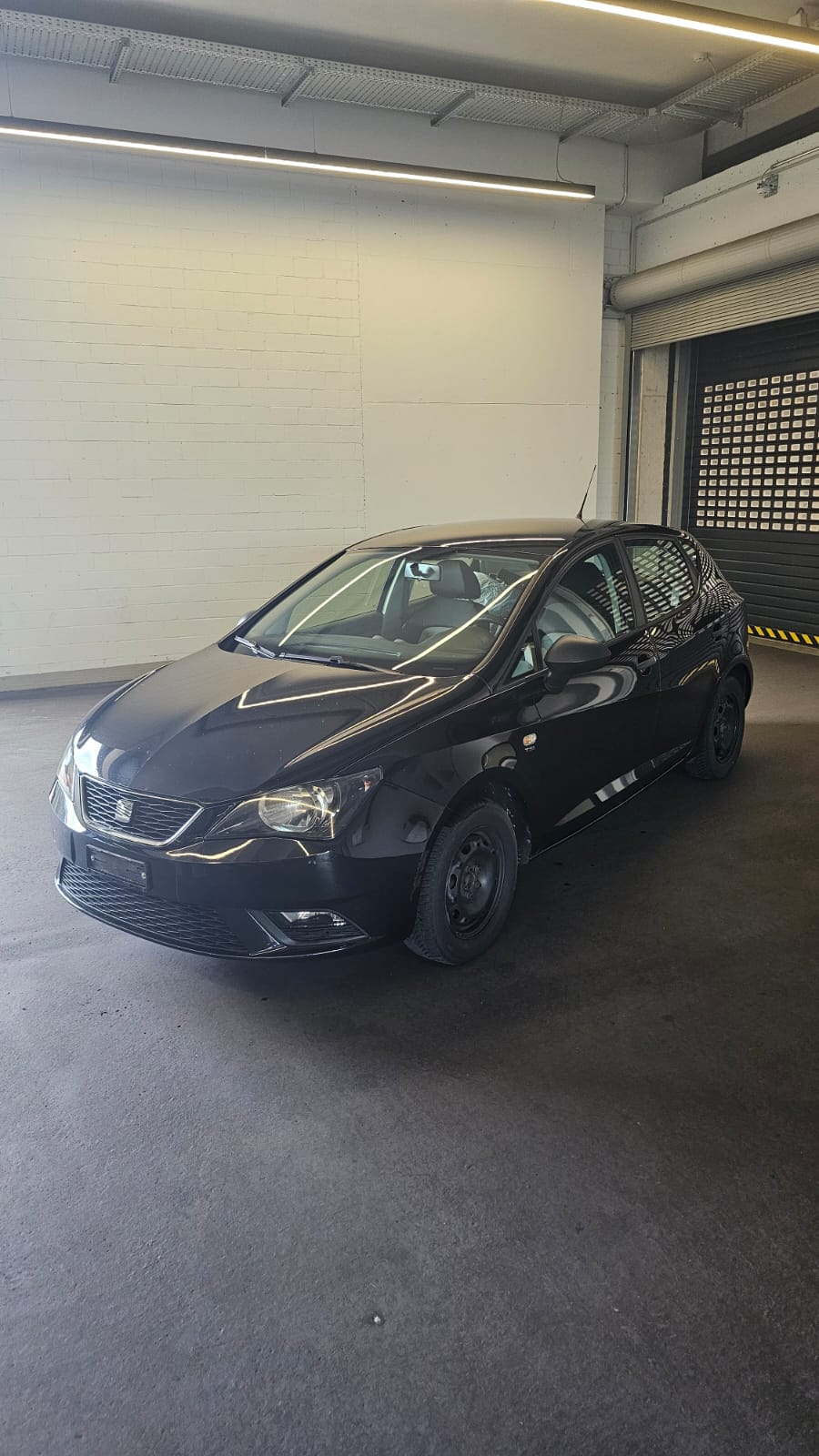SEAT Ibiza SC 1.2 TSI Sport-image-0