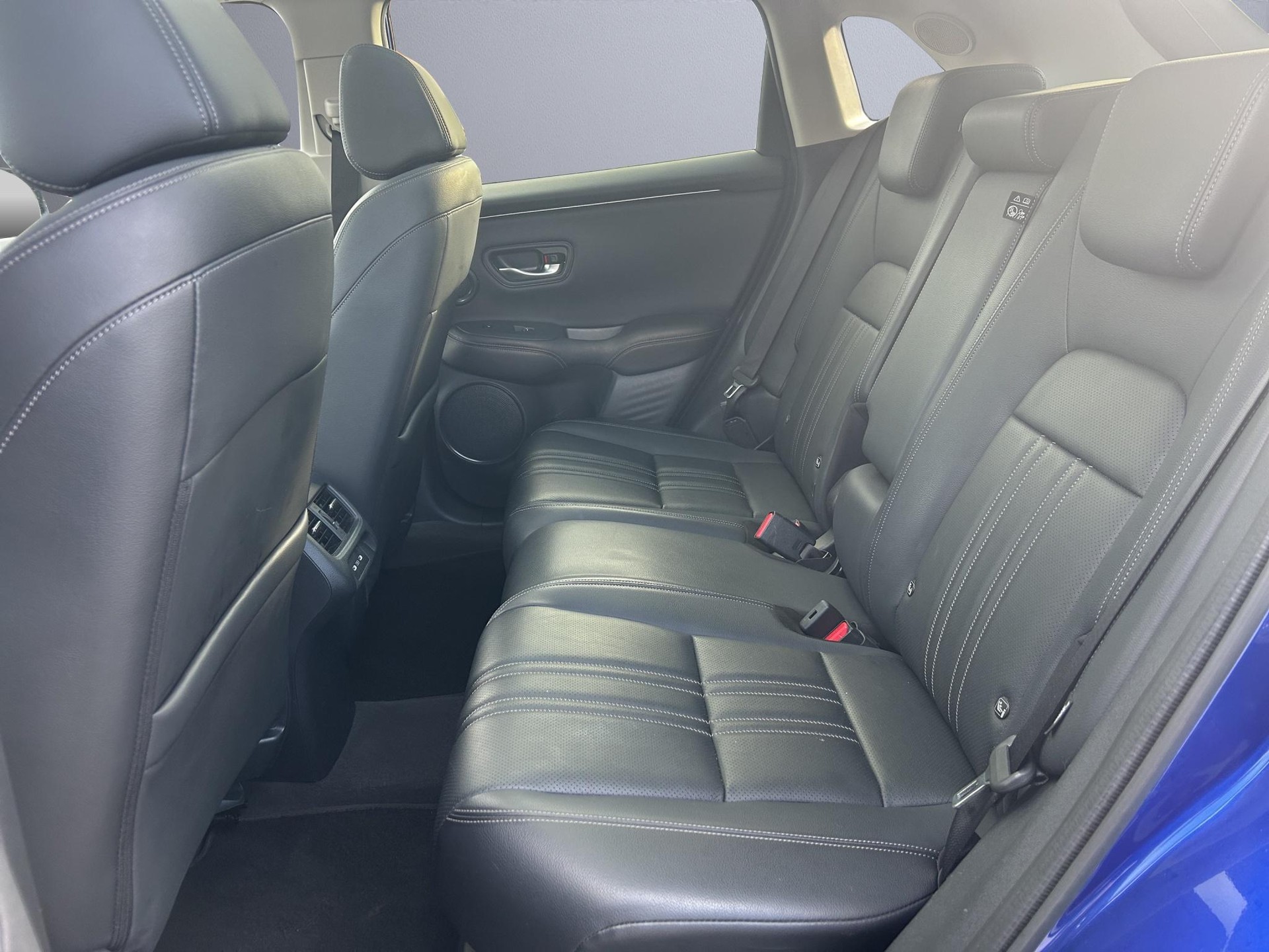 HONDA ZR-V 2.0 i-MMD Advance-image-9