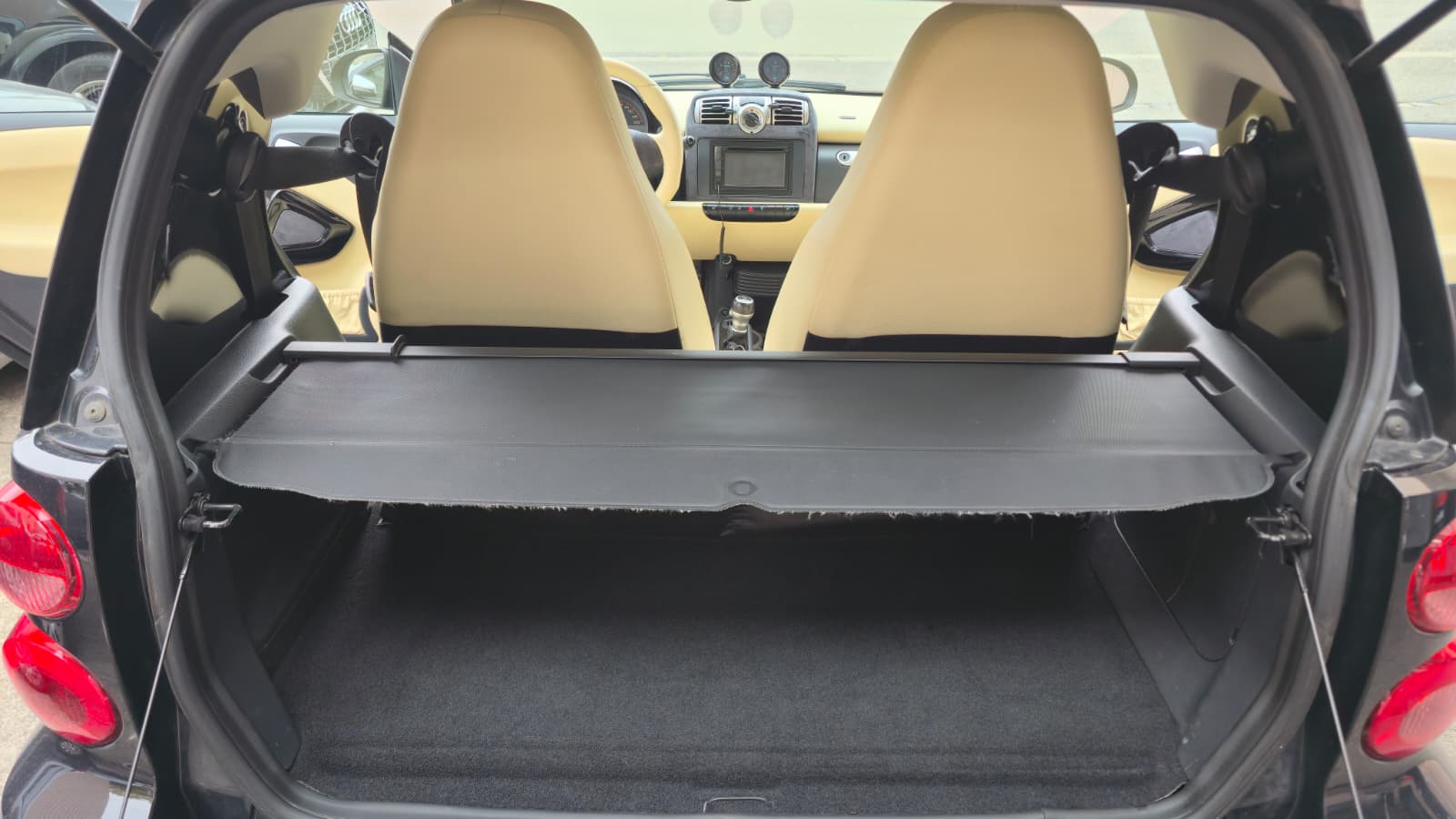 SMART Brabus Limited Xclusive| Ab MFK und Service| Lichtautomatik| Coming-Home| NAVI| Integrierter Startknopf im Schaltknauf-image-15