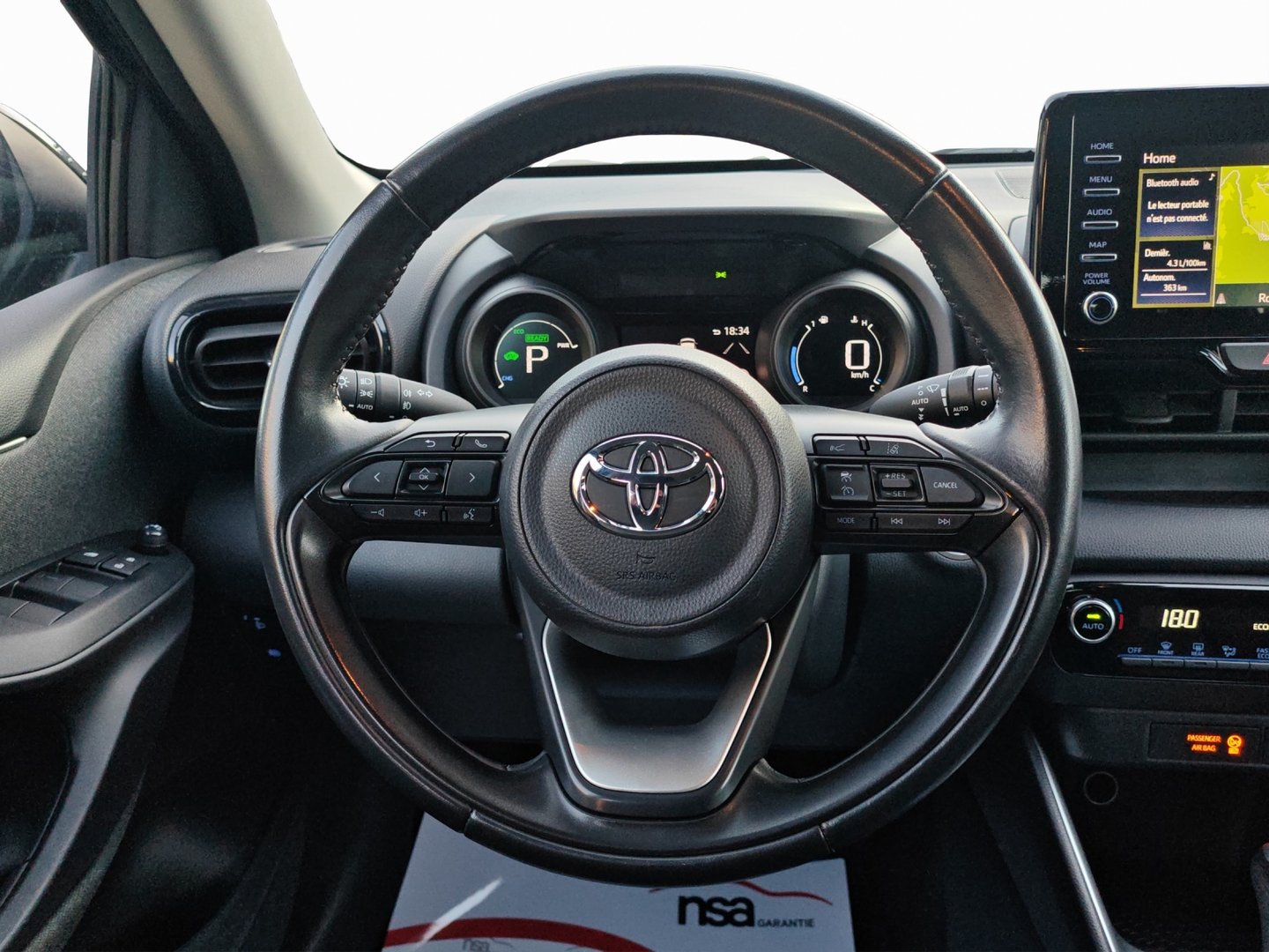 TOYOTA Yaris 1.5 Trend e-CVT (GPS · DAB · Garantie)-image-10