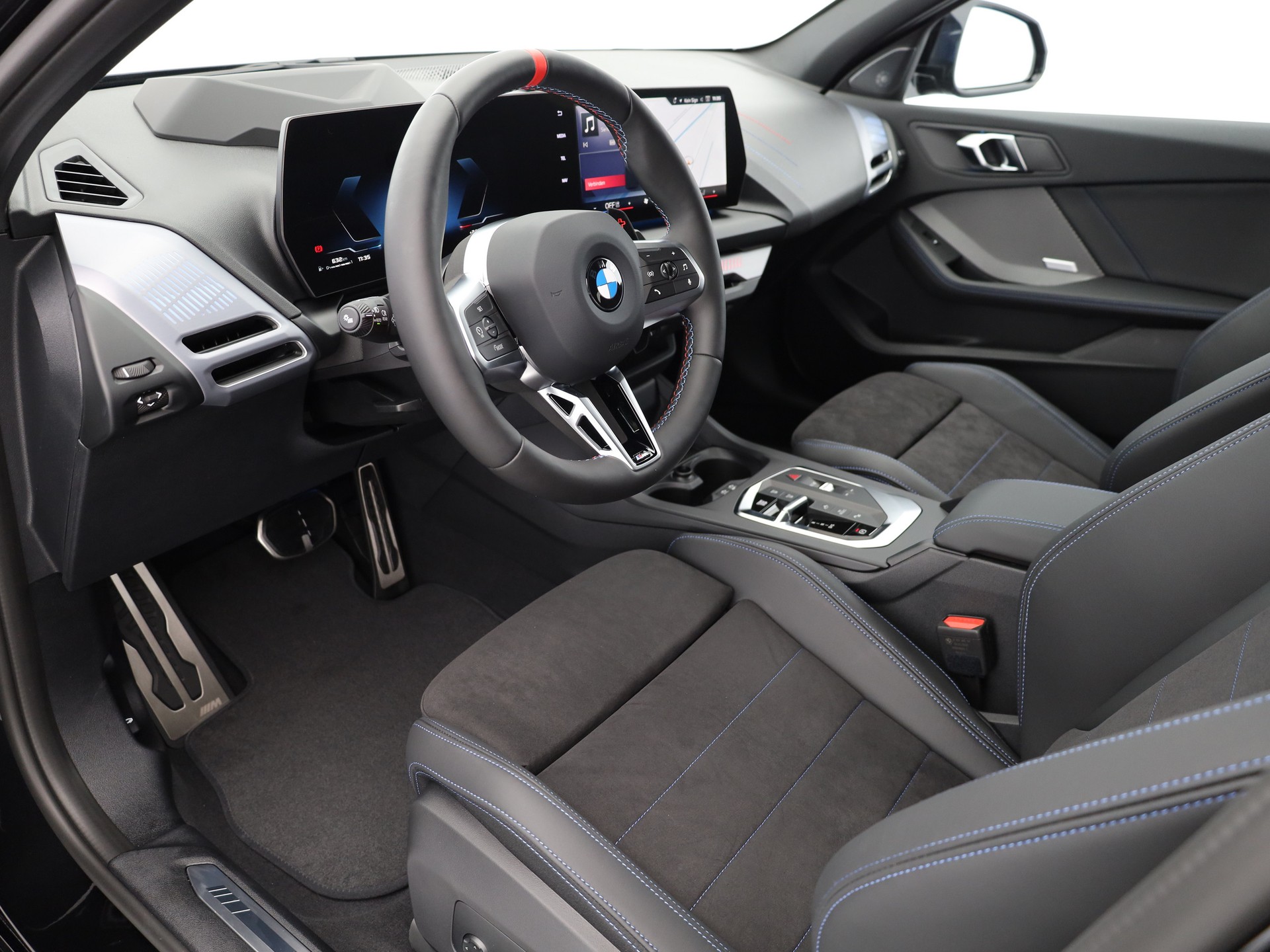 BMW M135 xDrive M Sport Pro-image-11
