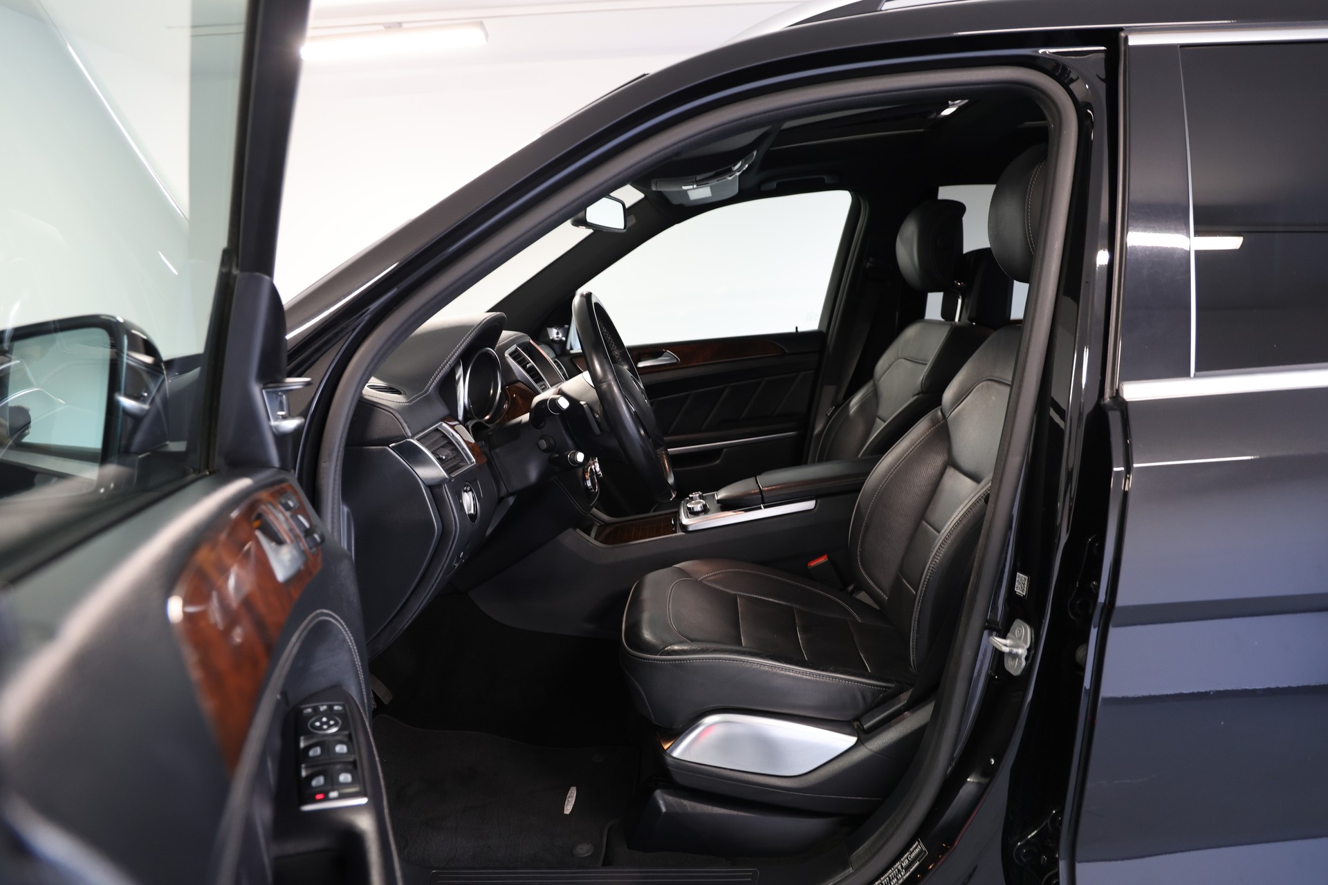 MERCEDES-BENZ GL 500 V8 7-Plätzer-image-6
