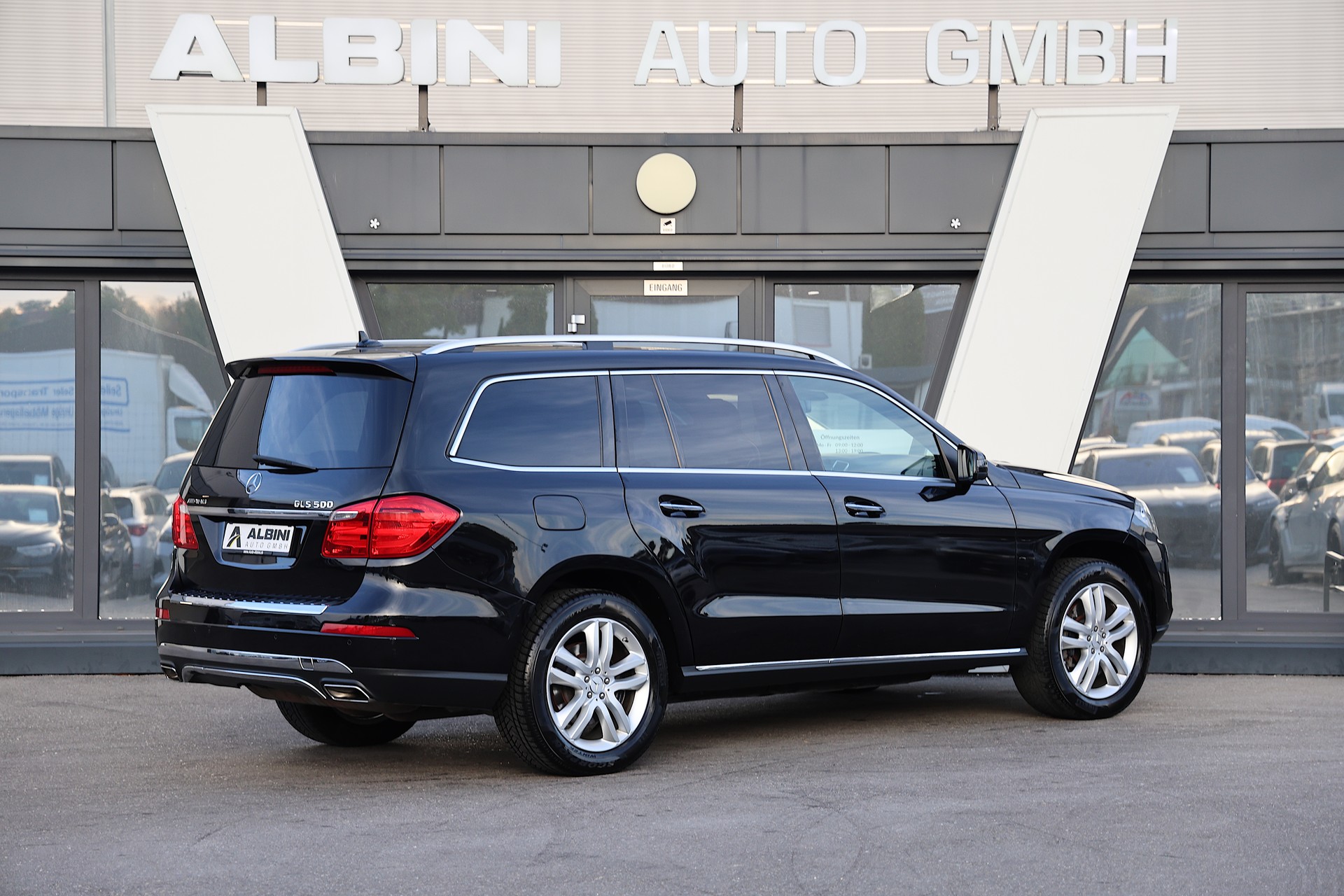 MERCEDES-BENZ GL 500 V8 7-Plätzer-showroom-element-2