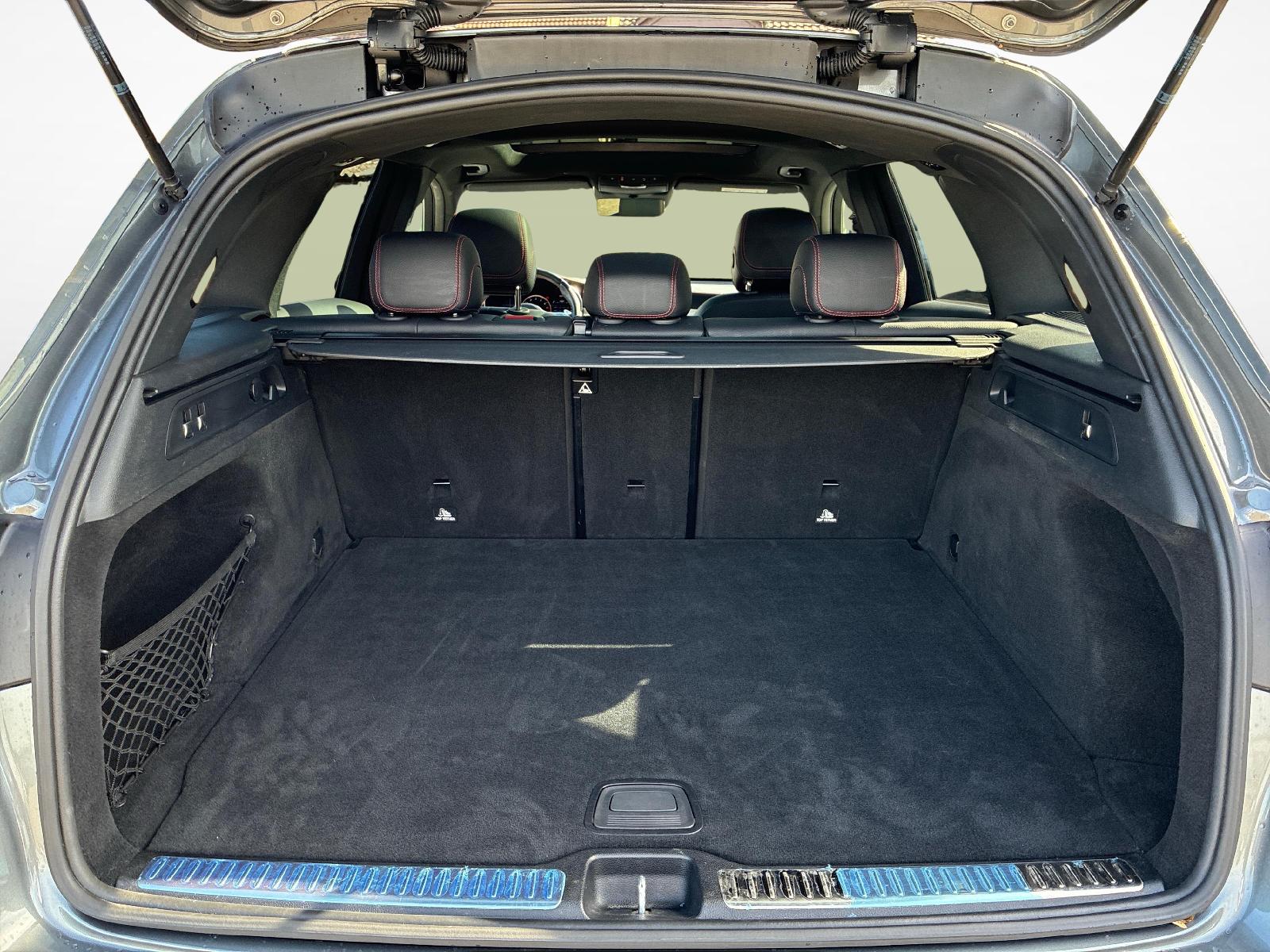MERCEDES-BENZ GLC 43 AMG 4m-image-14