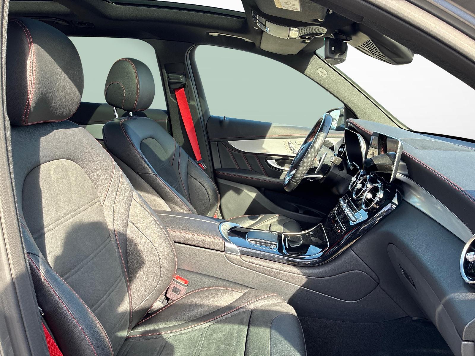 MERCEDES-BENZ GLC 43 AMG 4m-image-12