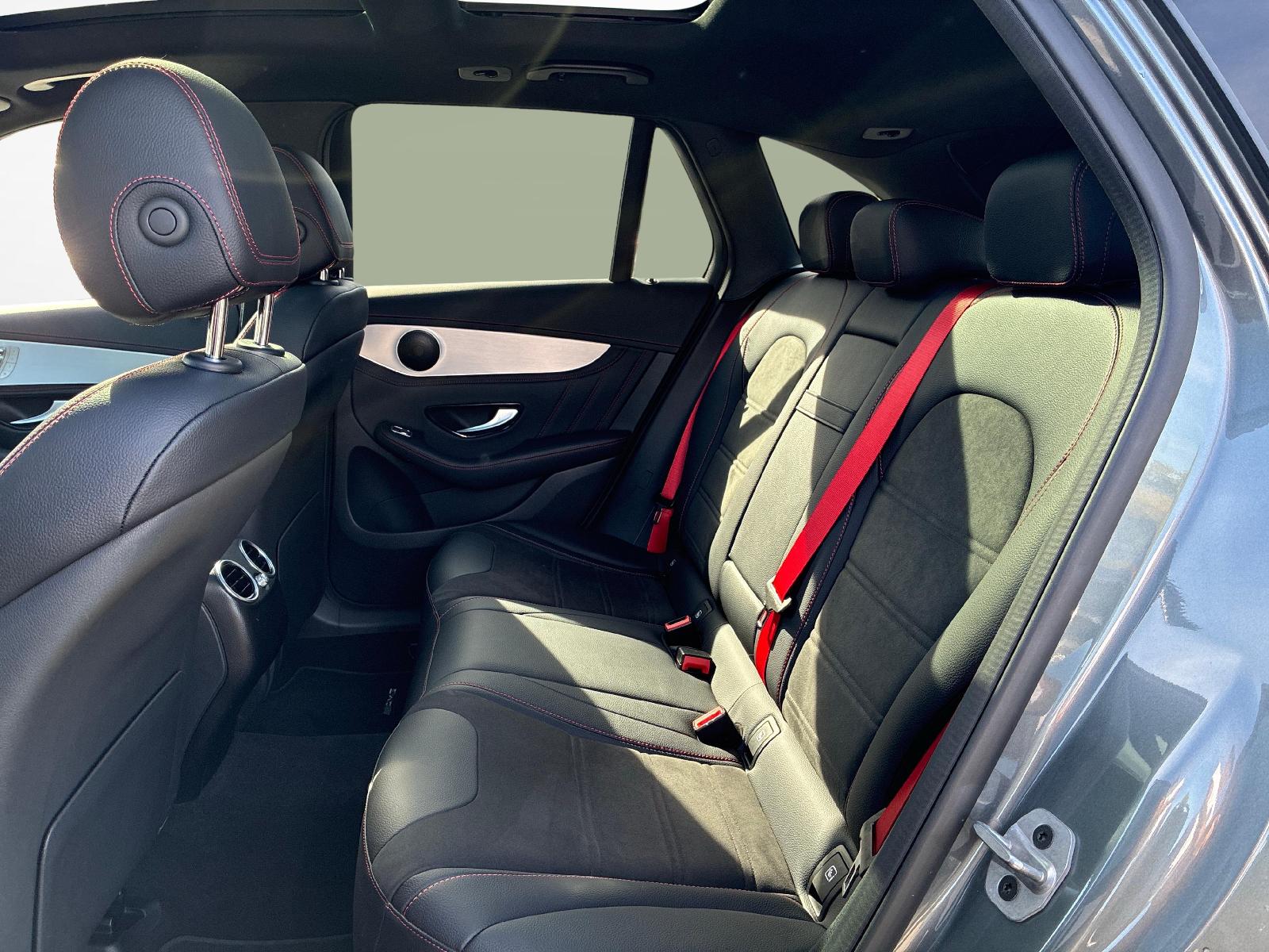 MERCEDES-BENZ GLC 43 AMG 4m-image-13