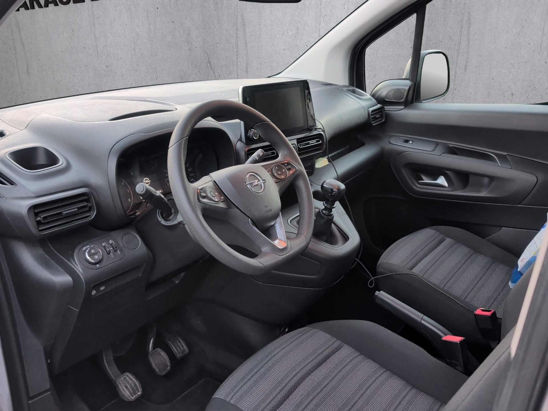 OPEL Combo Life XL 1.2 Edition-image-11
