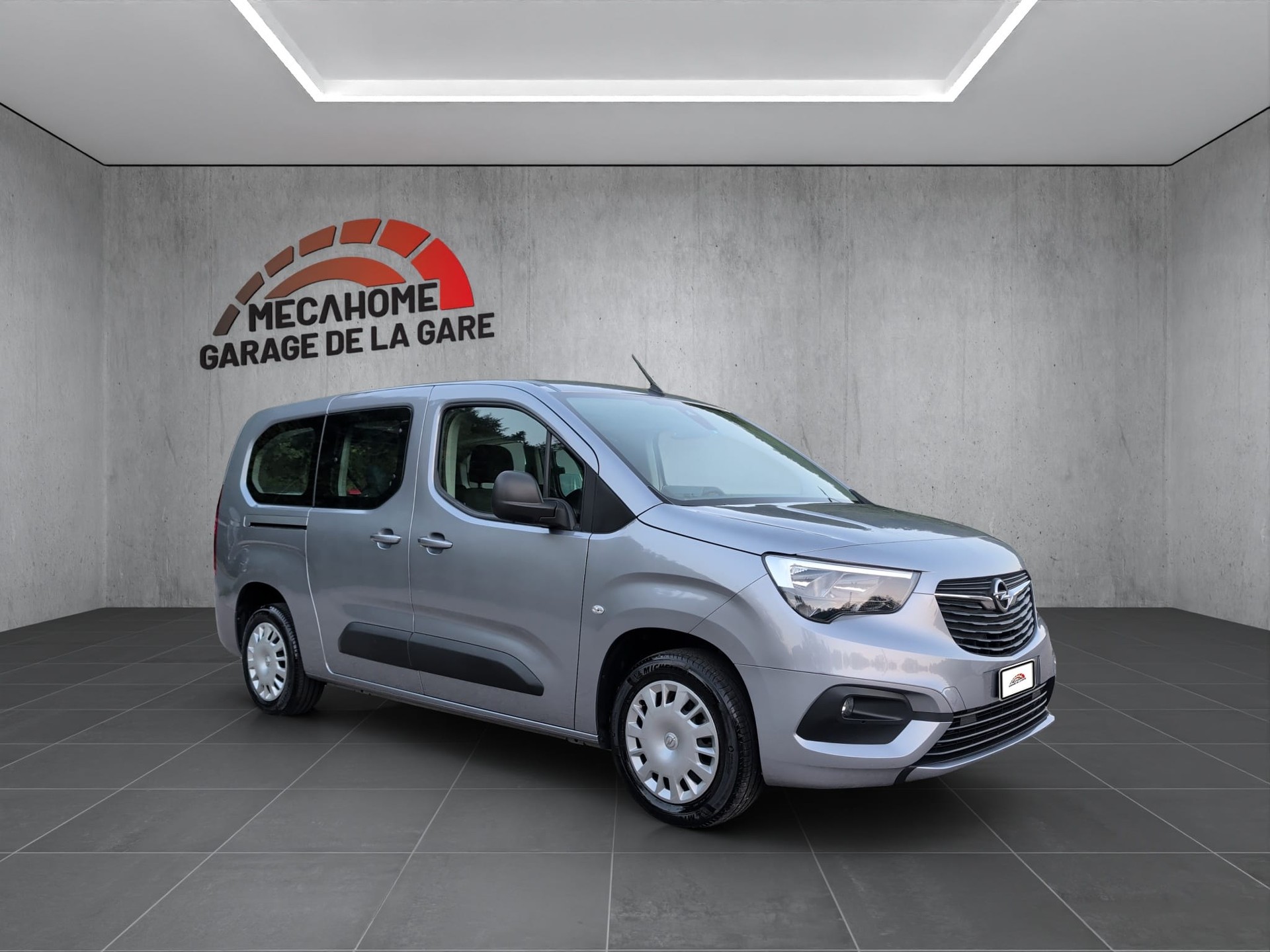 OPEL Combo Life XL 1.2 Edition-image-3