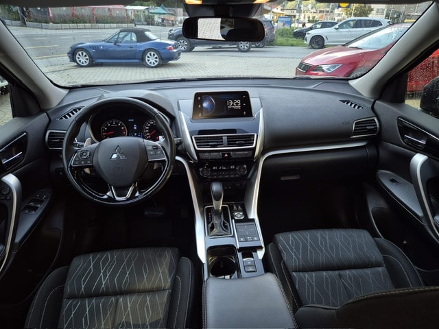 MITSUBISHI Eclipse Cross 1.5 T-Mivec Style 4WD CVT-image-4