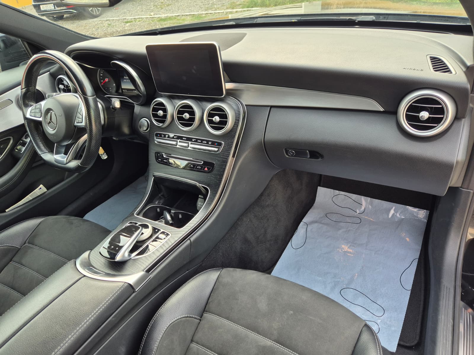 MERCEDES-BENZ C 200 Coupé AMG Line 4Matic 9G-Tronic-image-8