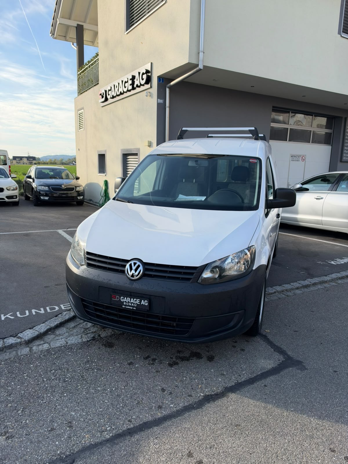 VW Caddy 2.0 TDI 4Motion-image-2