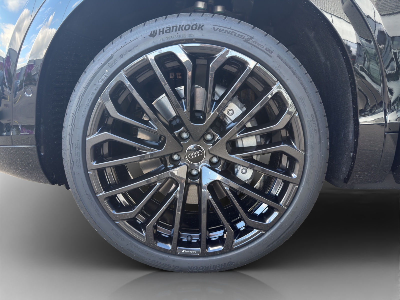 AUDI Q7 SUV TDI quattro 220 kW-image-13