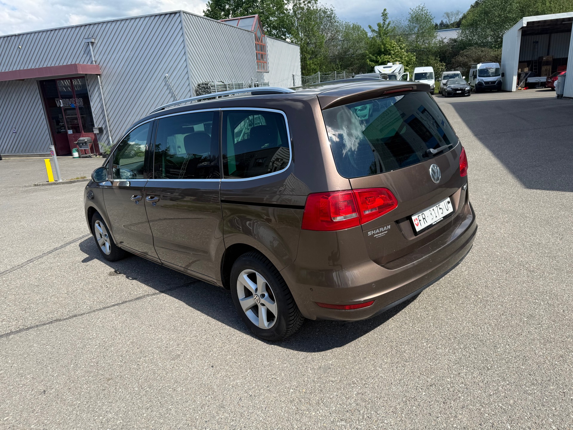 VW Sharan 2.0 TDI BMT Comfortline 4Motion-image-5