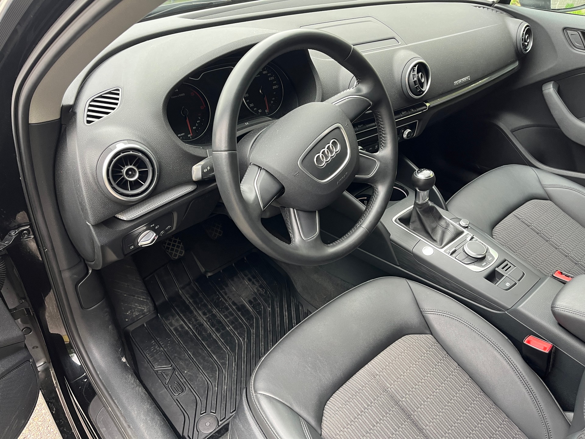 AUDI 2.0 TDI 150 Ambiente quattro-image-4