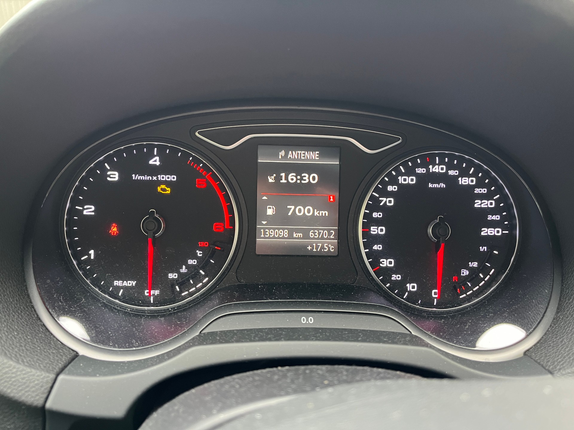AUDI 2.0 TDI 150 Ambiente quattro-image-5