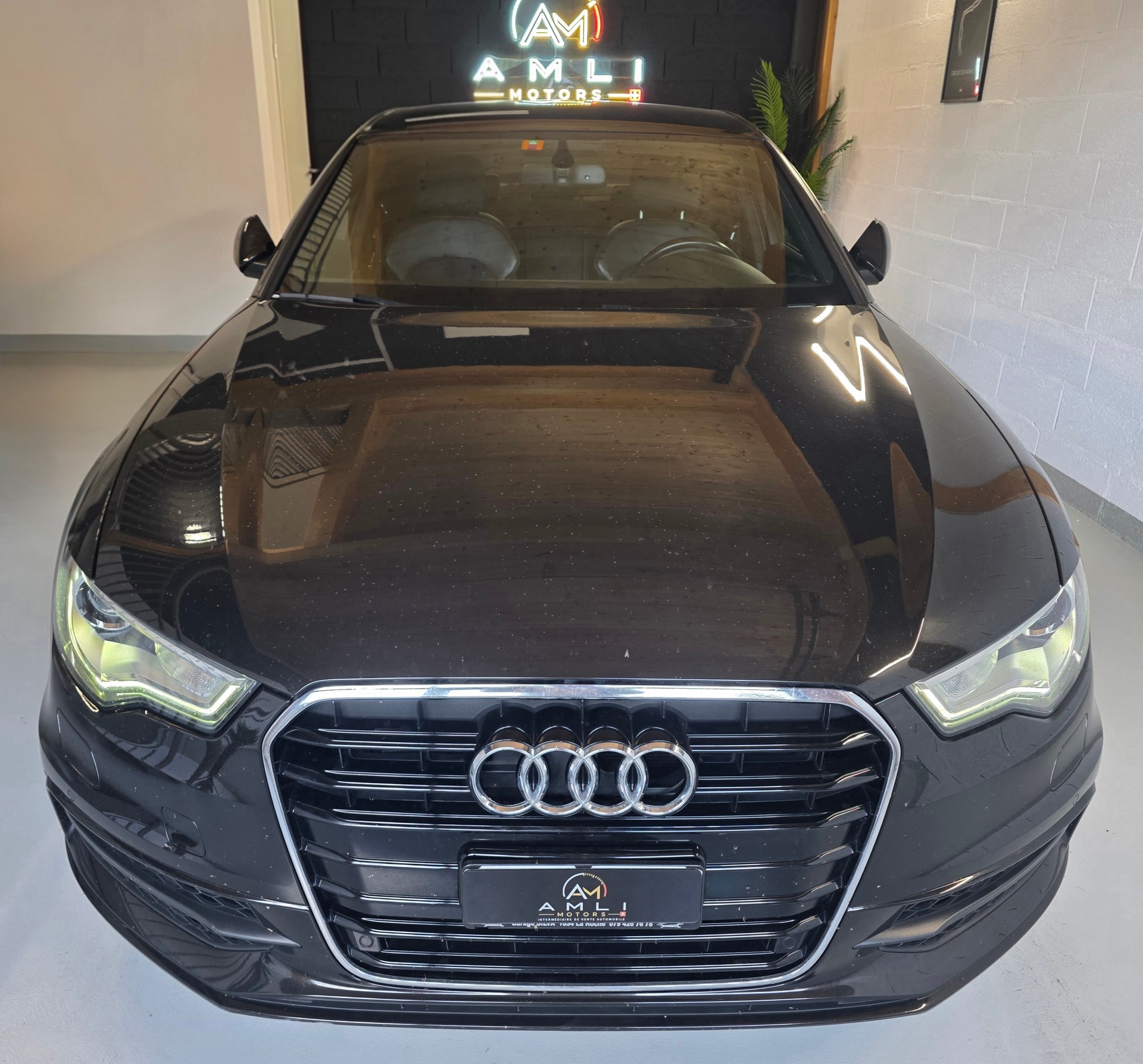 AUDI A6 Limousine 2.0 TDI-image-8