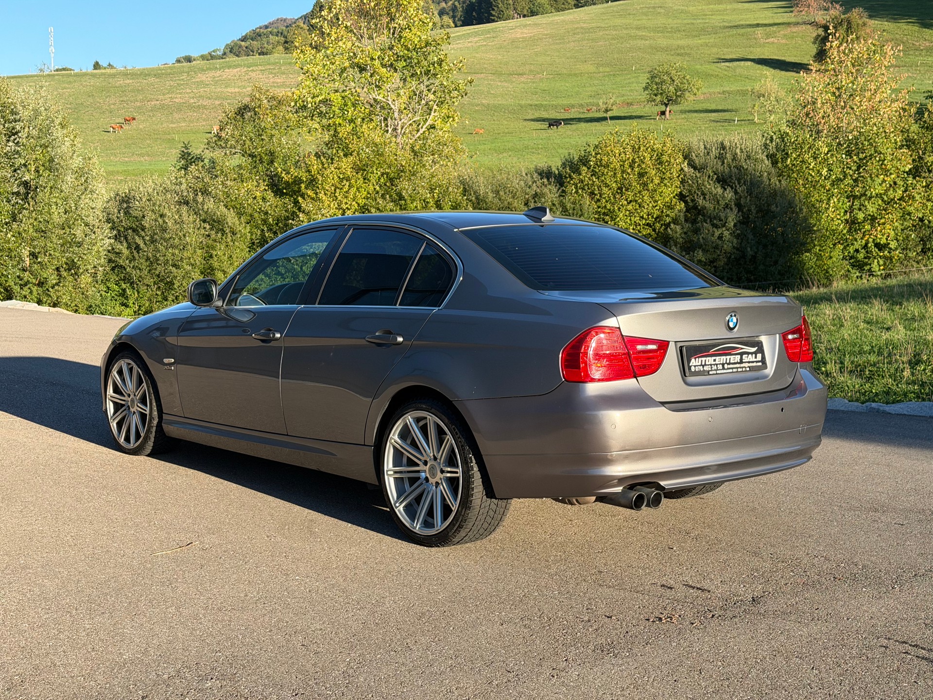 BMW 325i x-Drive Steptronic-image-5