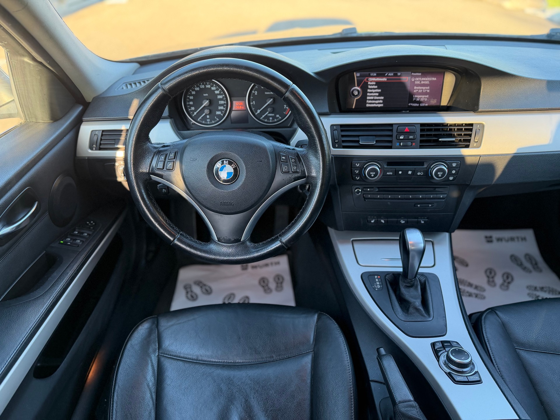 BMW 325i x-Drive Steptronic-image-7