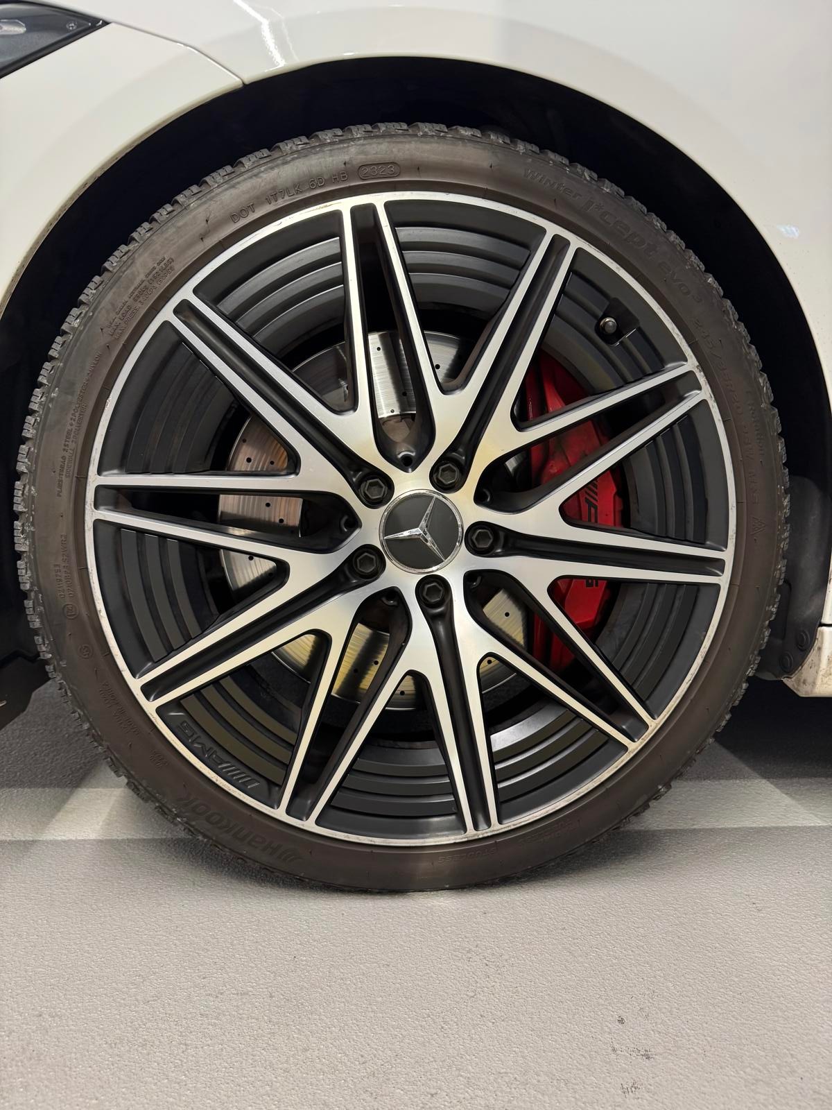 MERCEDES-BENZ C 43 AMG 4matic-image-5