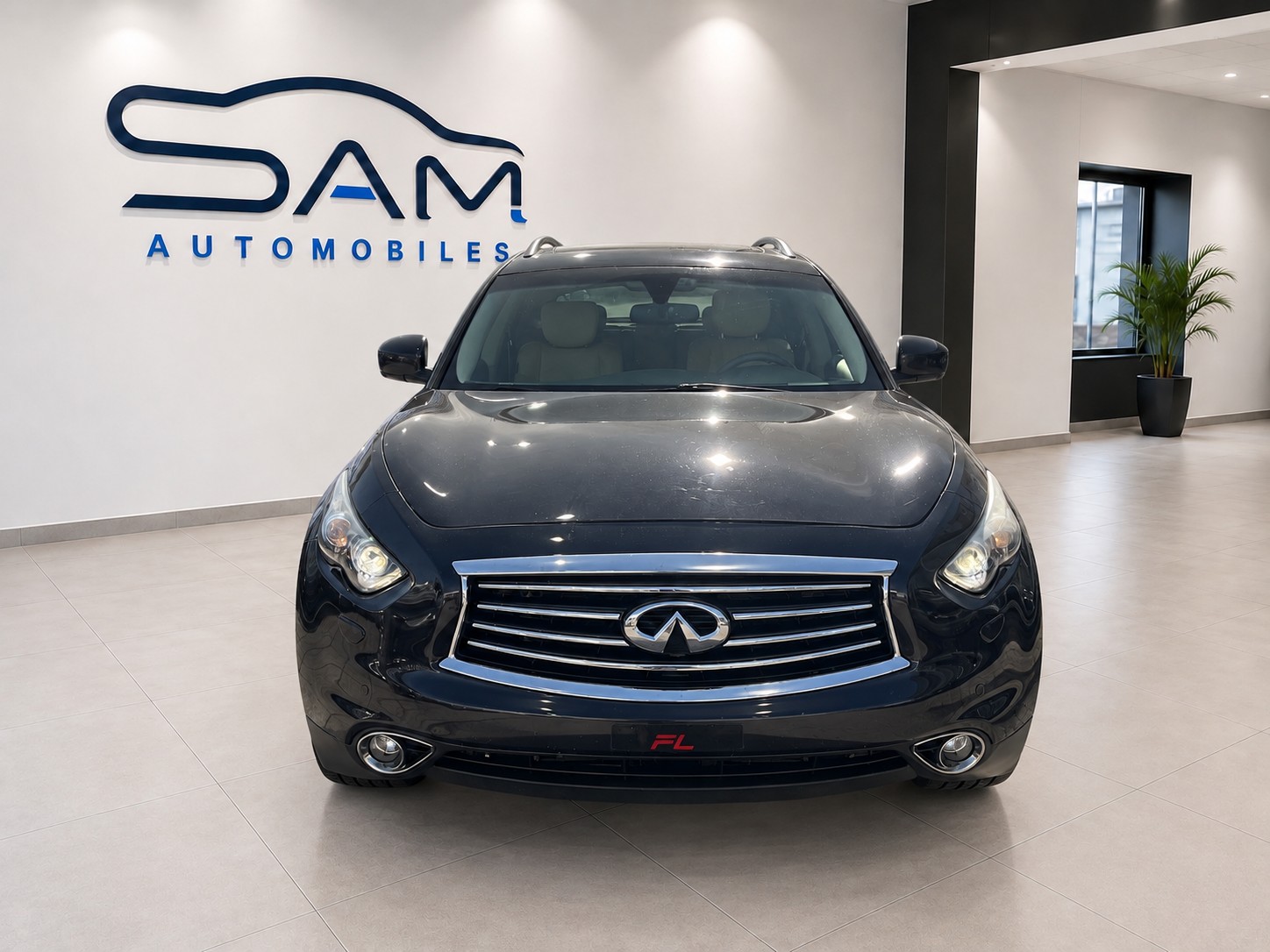 INFINITI QX70 3.0d S Premium AWD Automatic-image-1
