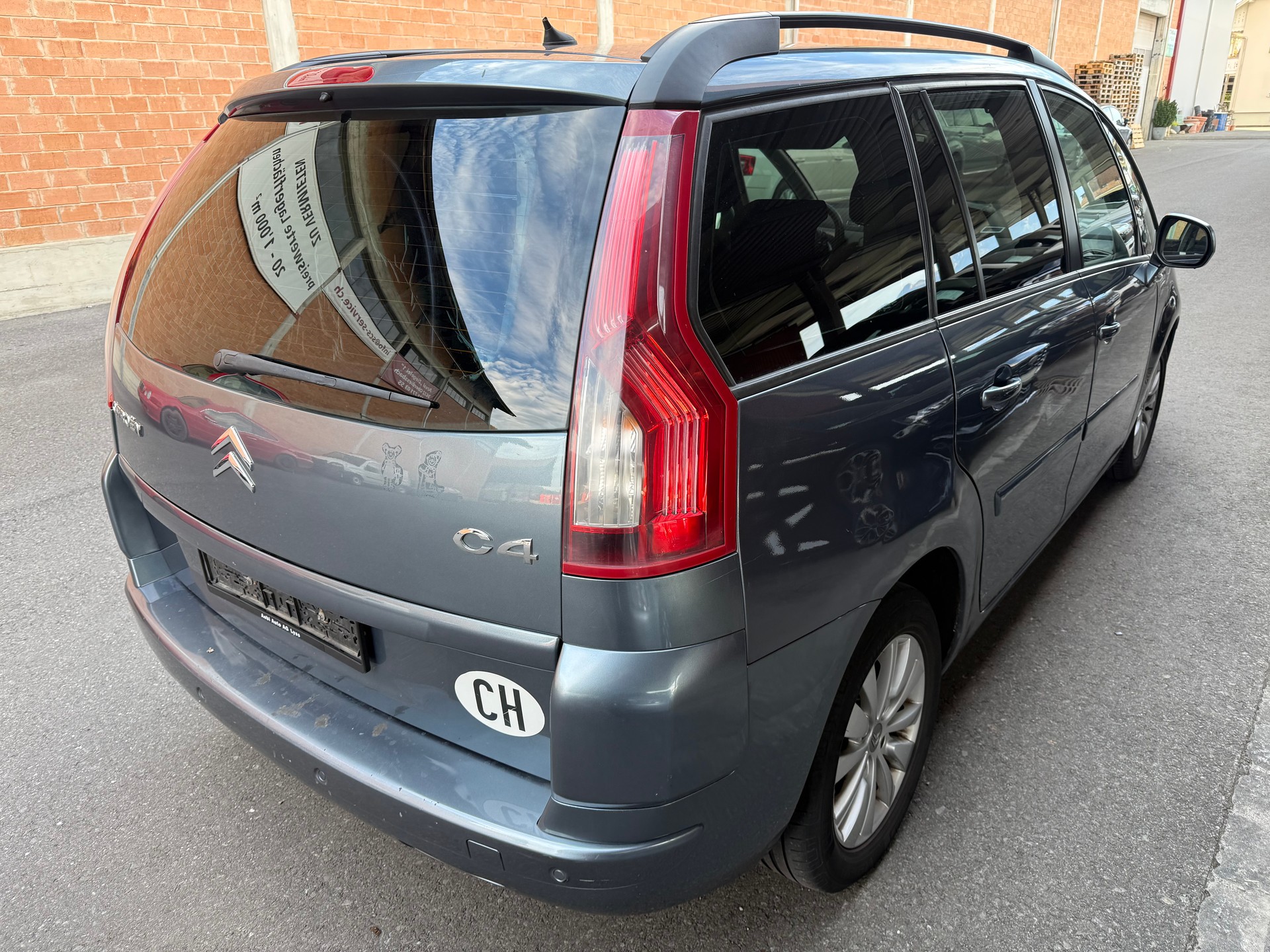 CITROEN Grand C4 Picasso 1.6 HDI 16V Dynamique-image-2