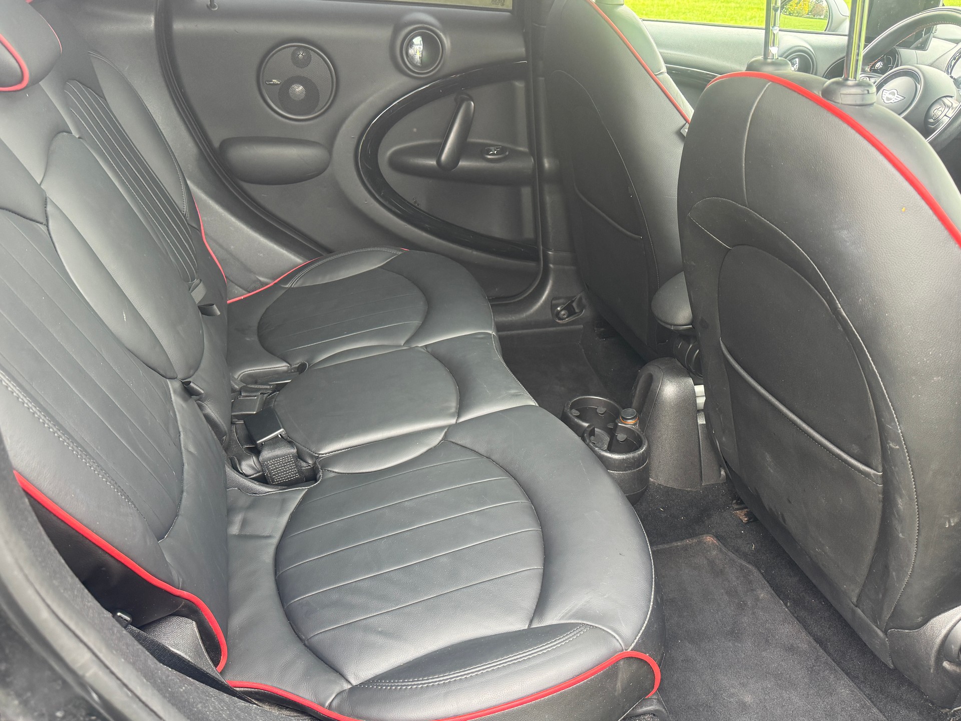 MINI Countryman John Cooper Works ALL4-image-9