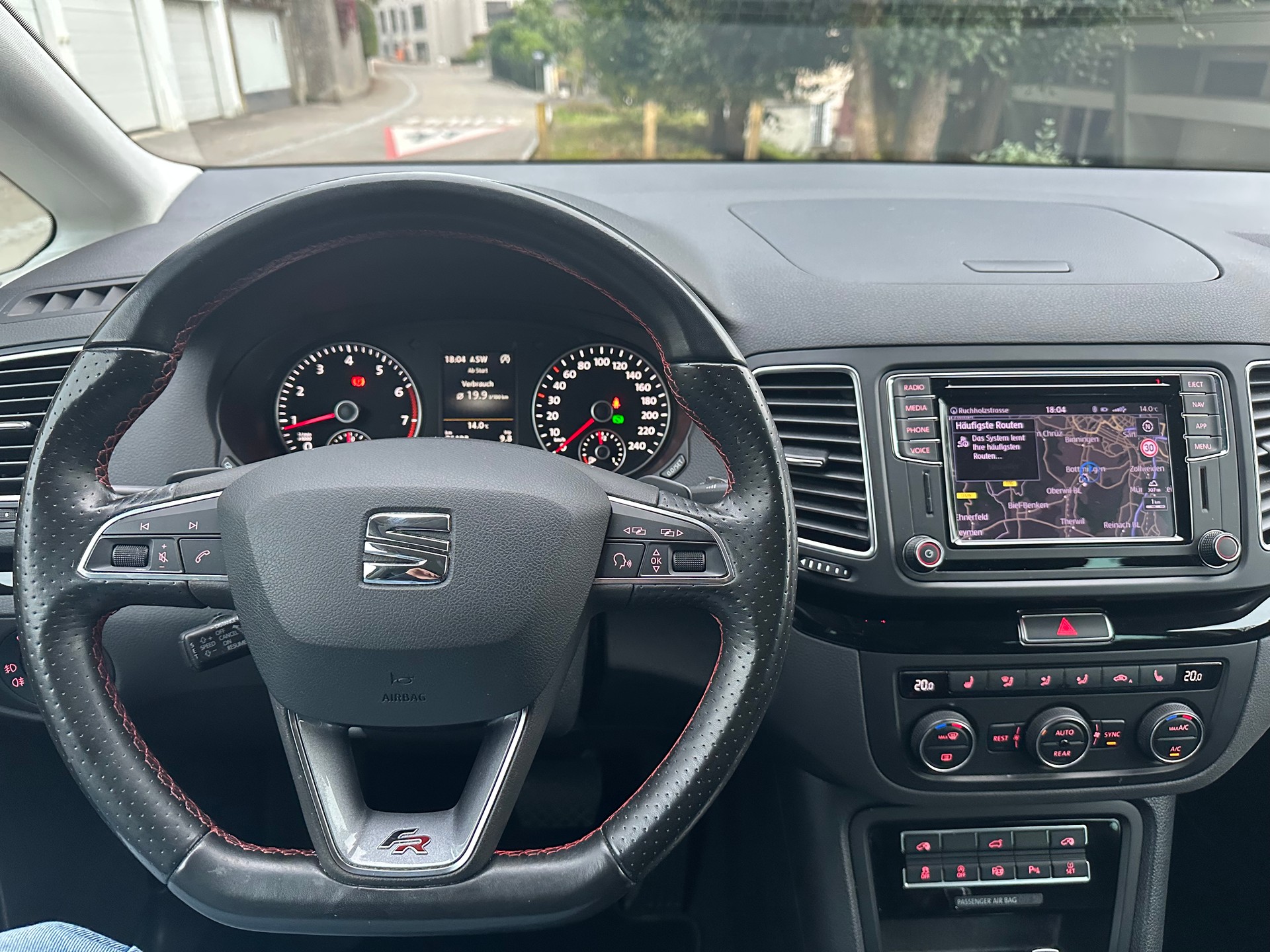 SEAT 1.4 TSI Hola FR DSG S/S-image-4