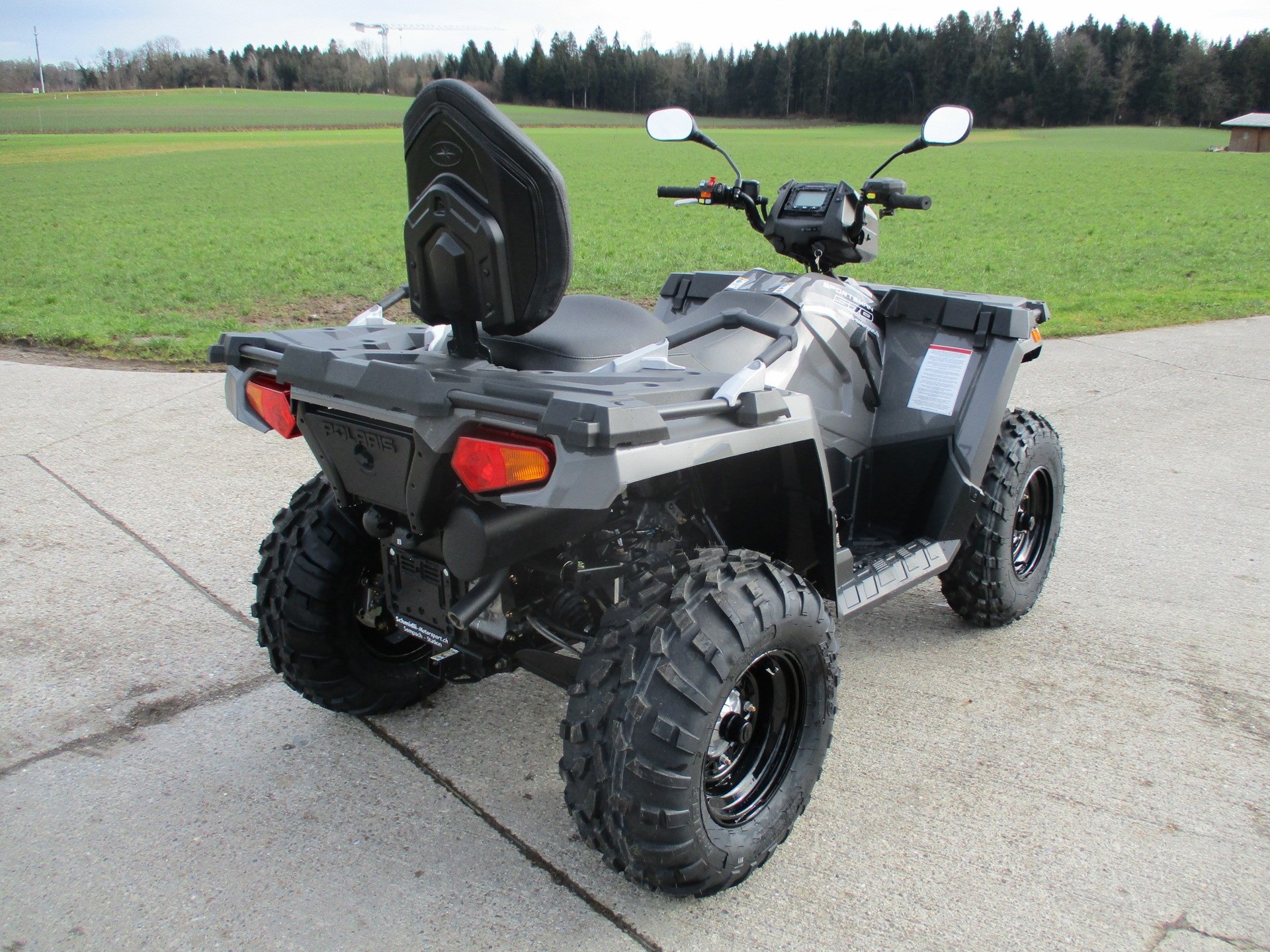 POLARIS Sportsman 570 4x4-image-6