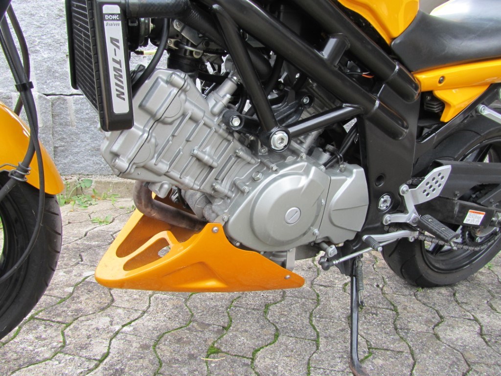 HYOSUNG Comet 650 GT-showroom-element-2