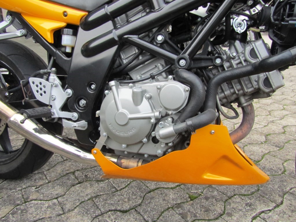 HYOSUNG Comet 650 GT-showroom-element-3