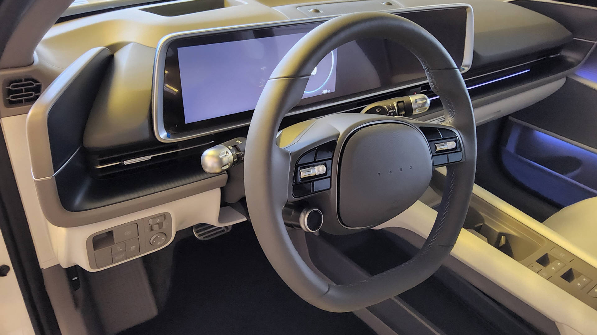 HYUNDAI Ioniq 6 Launch Edition 4WD-image-17