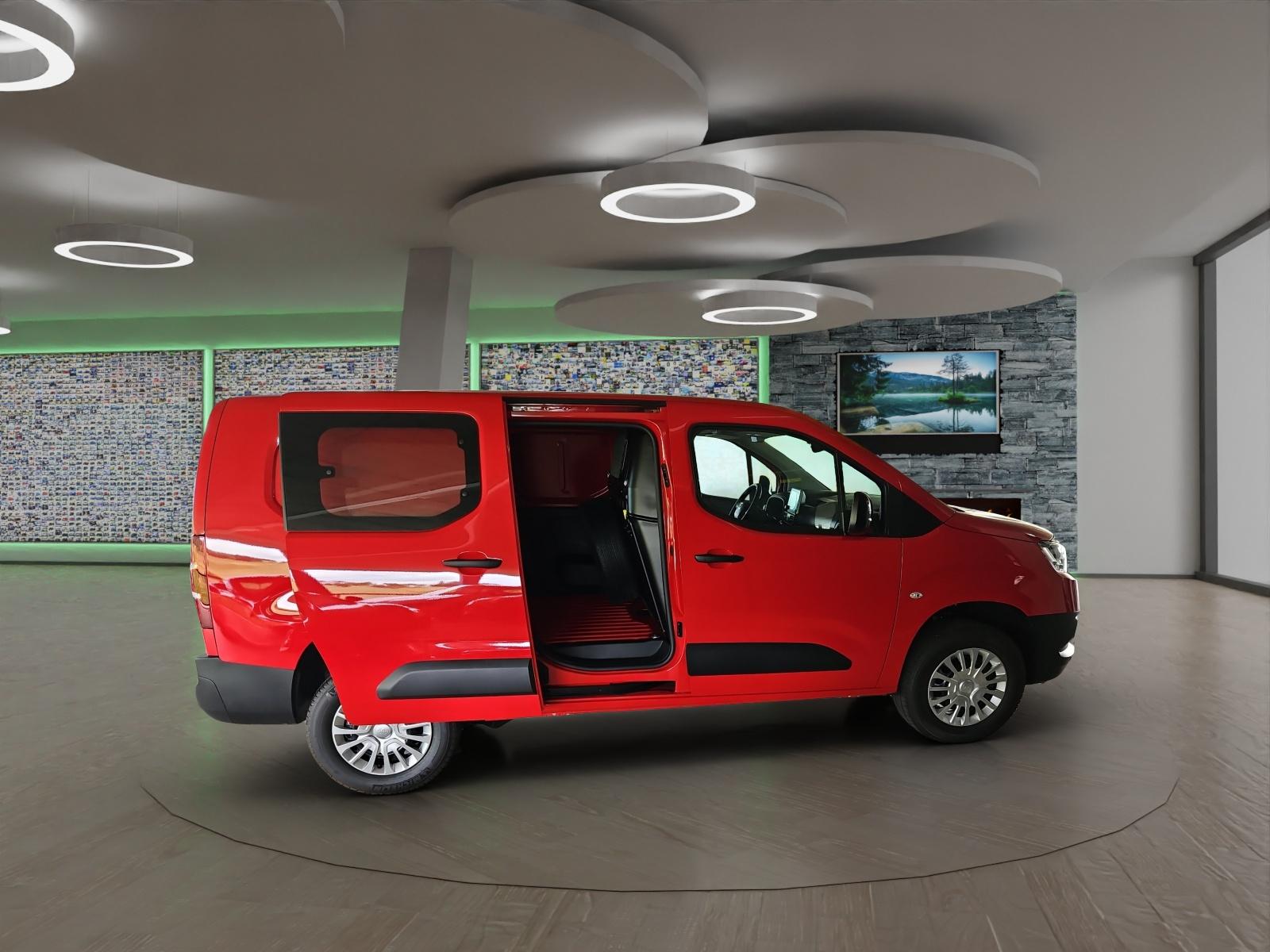 TOYOTA PROACE CITY Van L2 1.5 D Active 4x4-image-5